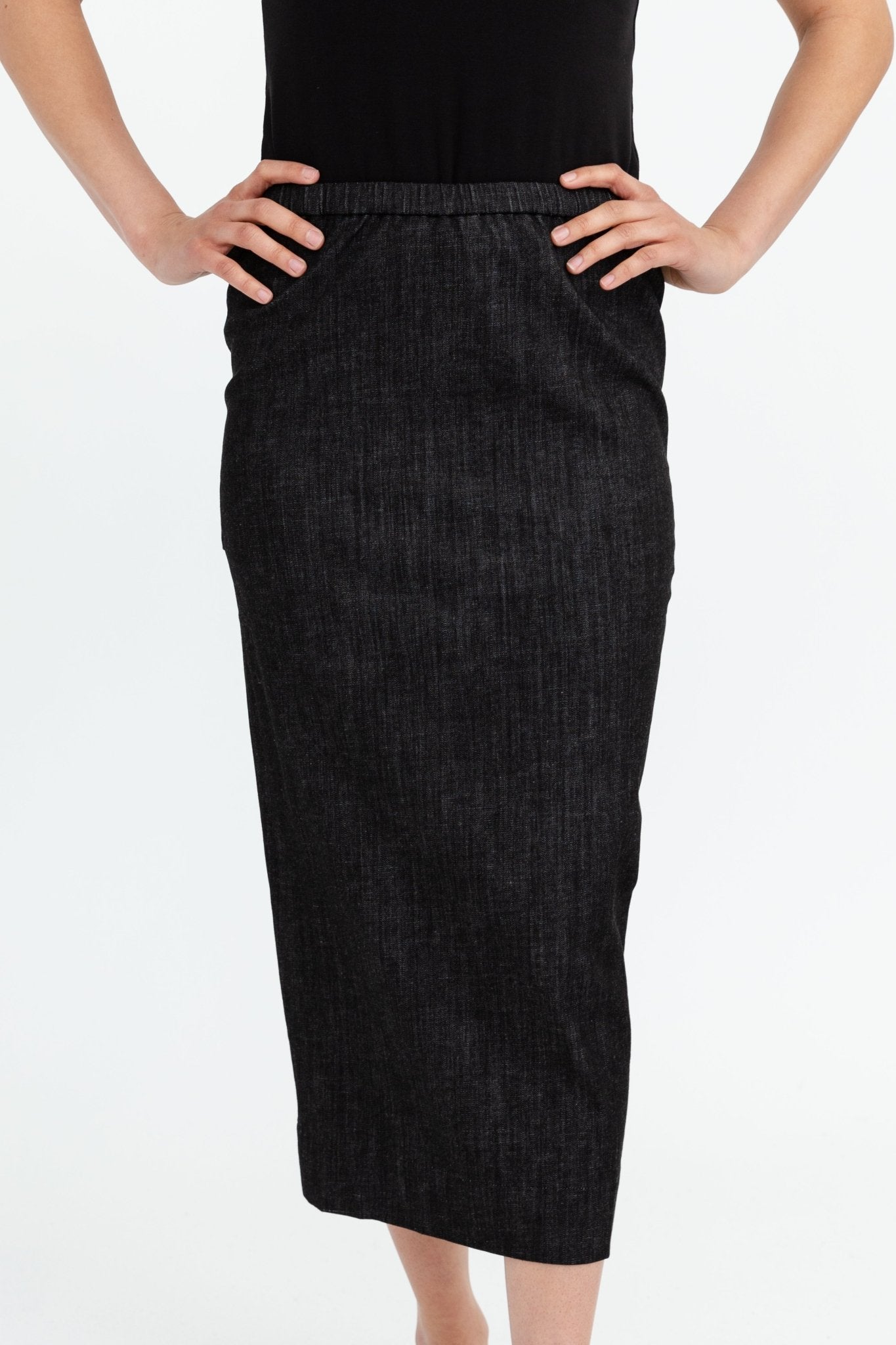 PISA LONG KICK PLEAT SKIRT IN STRETCH DENIM - Jarbo