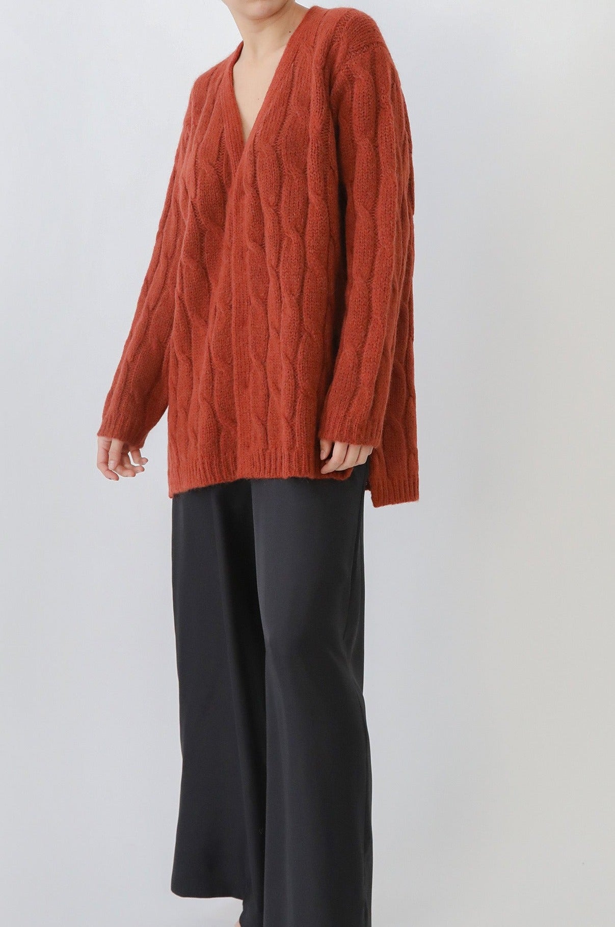 RINNOVA CABLE KNIT CARDIGAN IN BABY ALPACA AND FINE MERINO BLEND - Jarbo