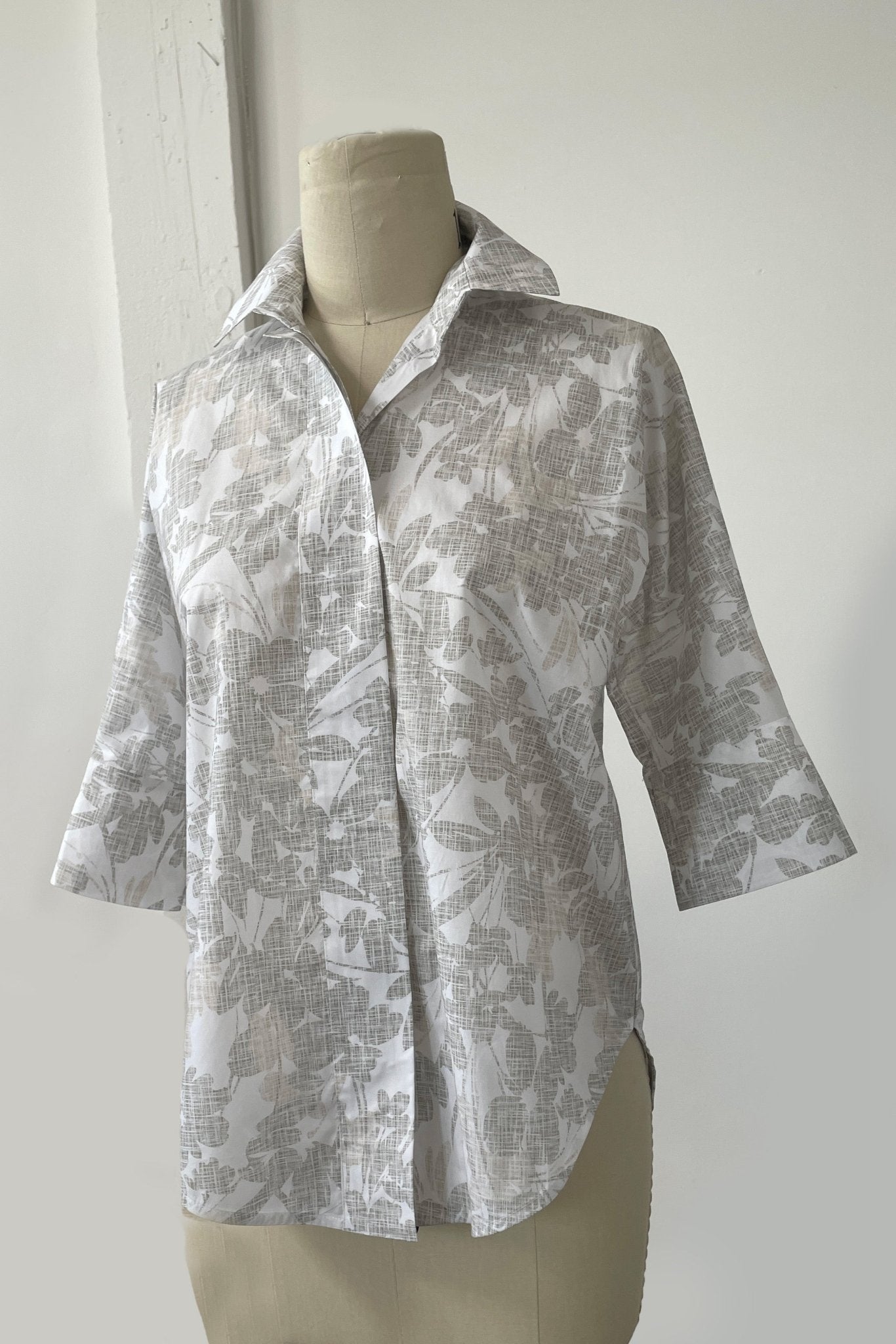 SAHANA DOLMAN SHIRT IN ITALIAN COTTON GREY FLORAL - Jarbo