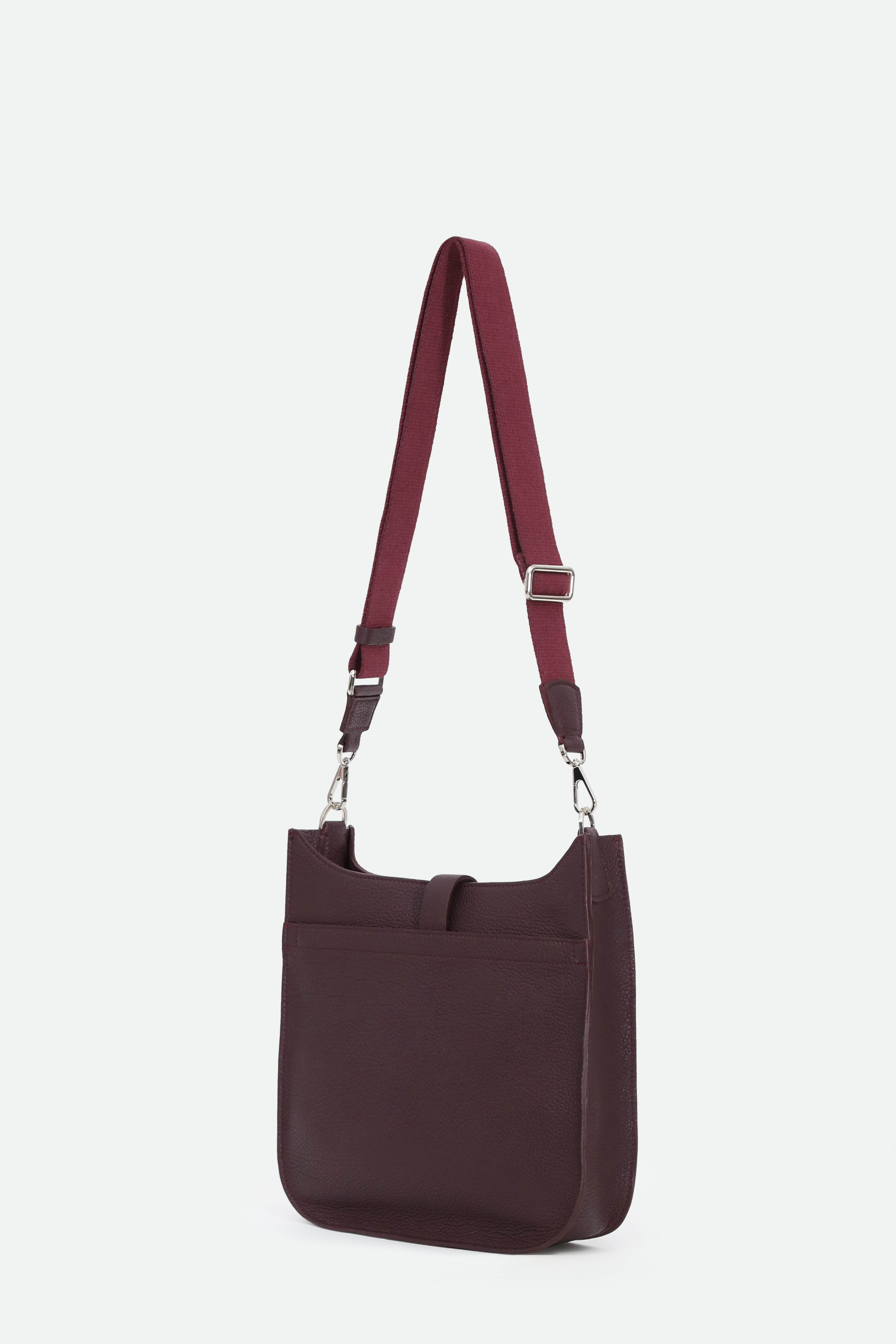 GIA ITALIAN LEATHER CROSSBODY BAG IN BORDEAUX