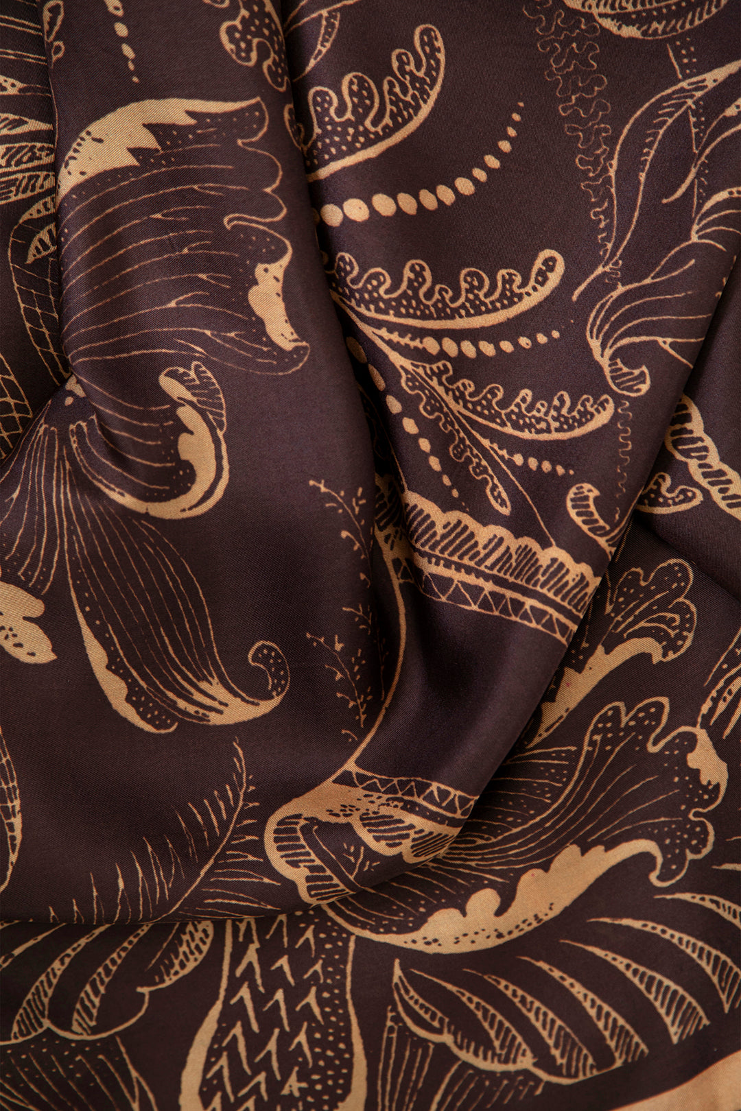 SILK TWILL SQUARE SCARF IN BAROQUE BLOOM