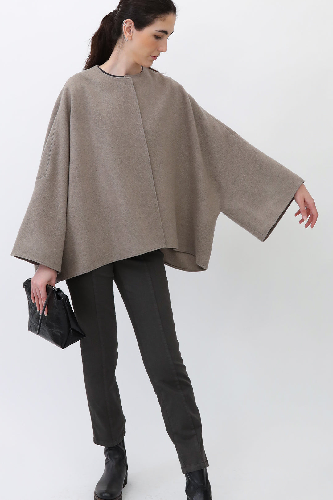 PELLERYN JACKET IN ITALIAN WOOL IN TAUPE