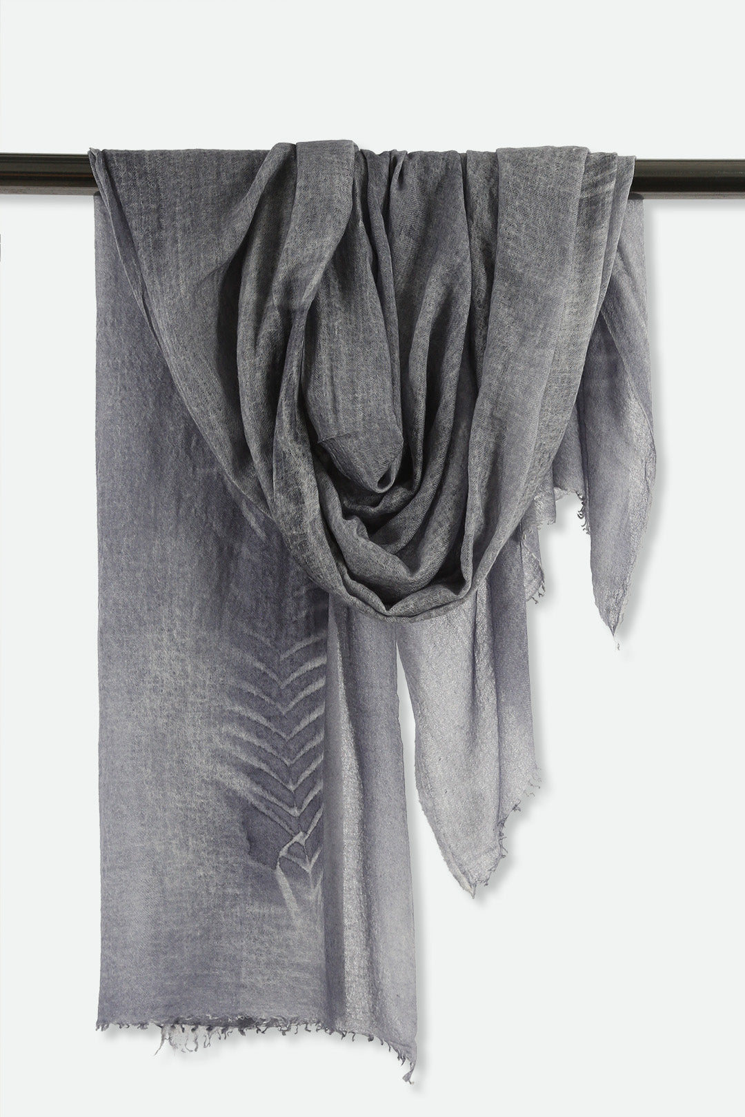 DUSTY FEATHERED SCARF IN HAND DYED CASHMERE