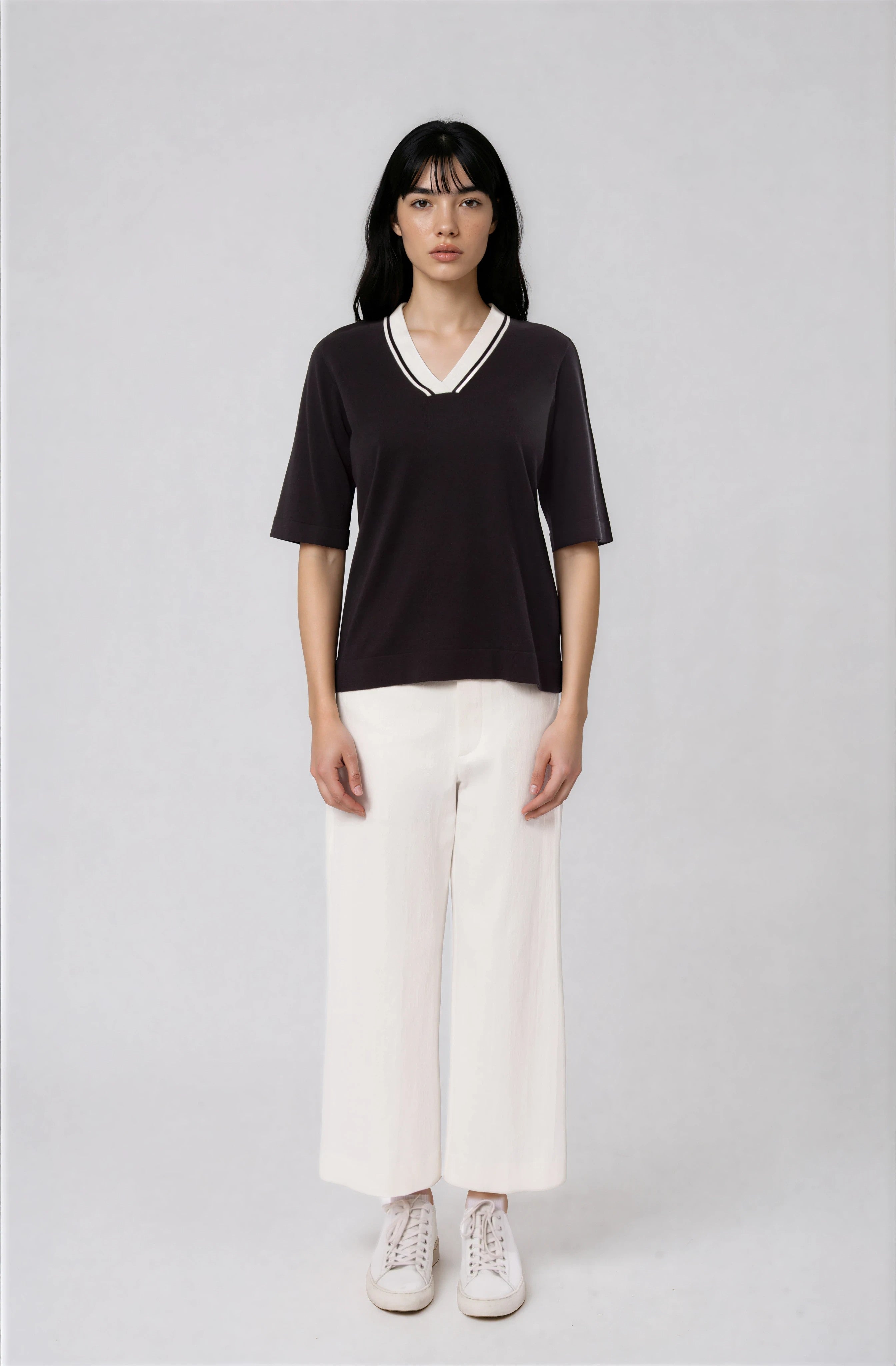 ARLO V-NECK IN FINE GAUGE ITALIAN SILK COTTON