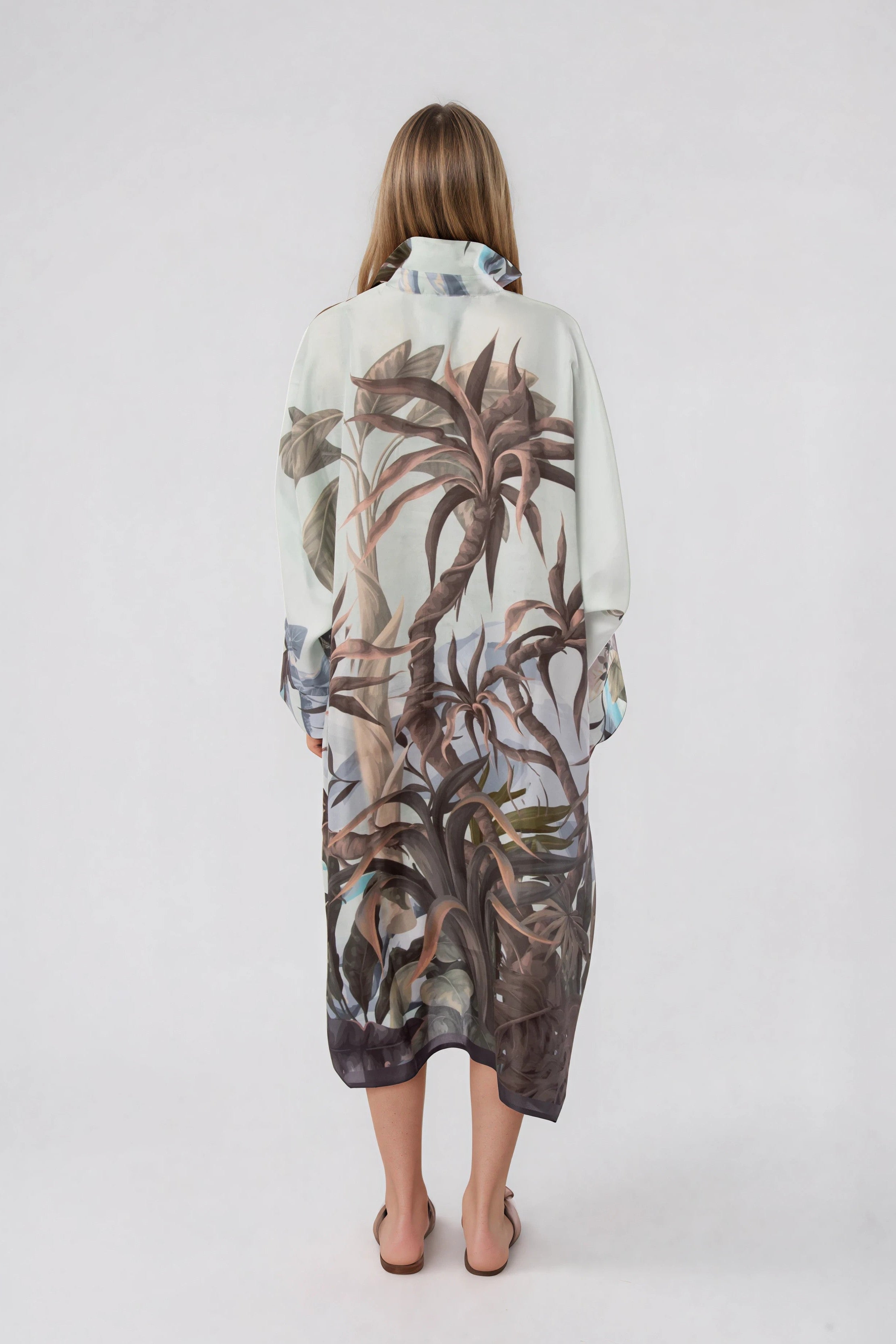 KONA KAFTAN IN SILK TWILL BLUE PALMS