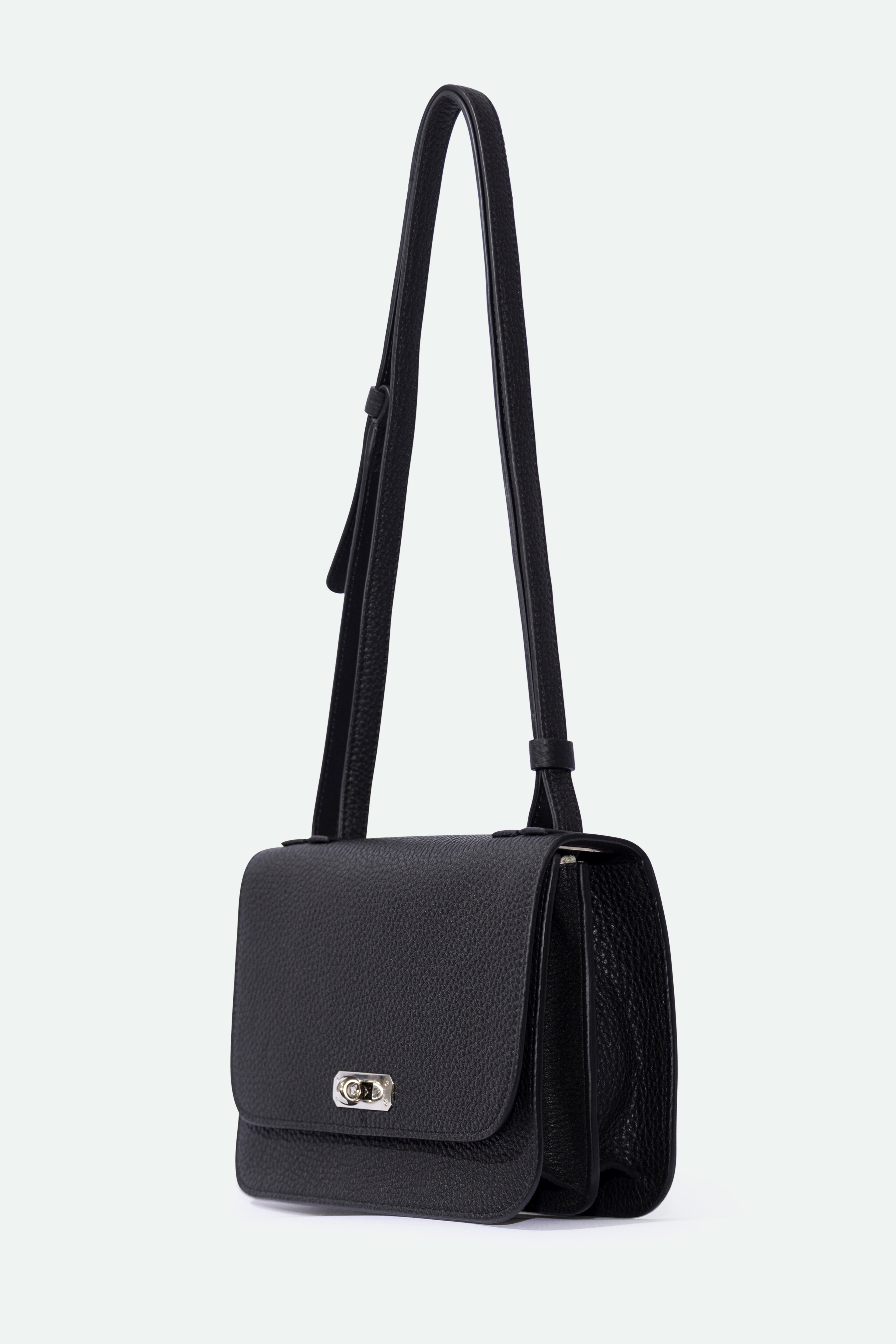 BEXLEY SHOULDER BAG IN ITALIAN LEATHER BLACK