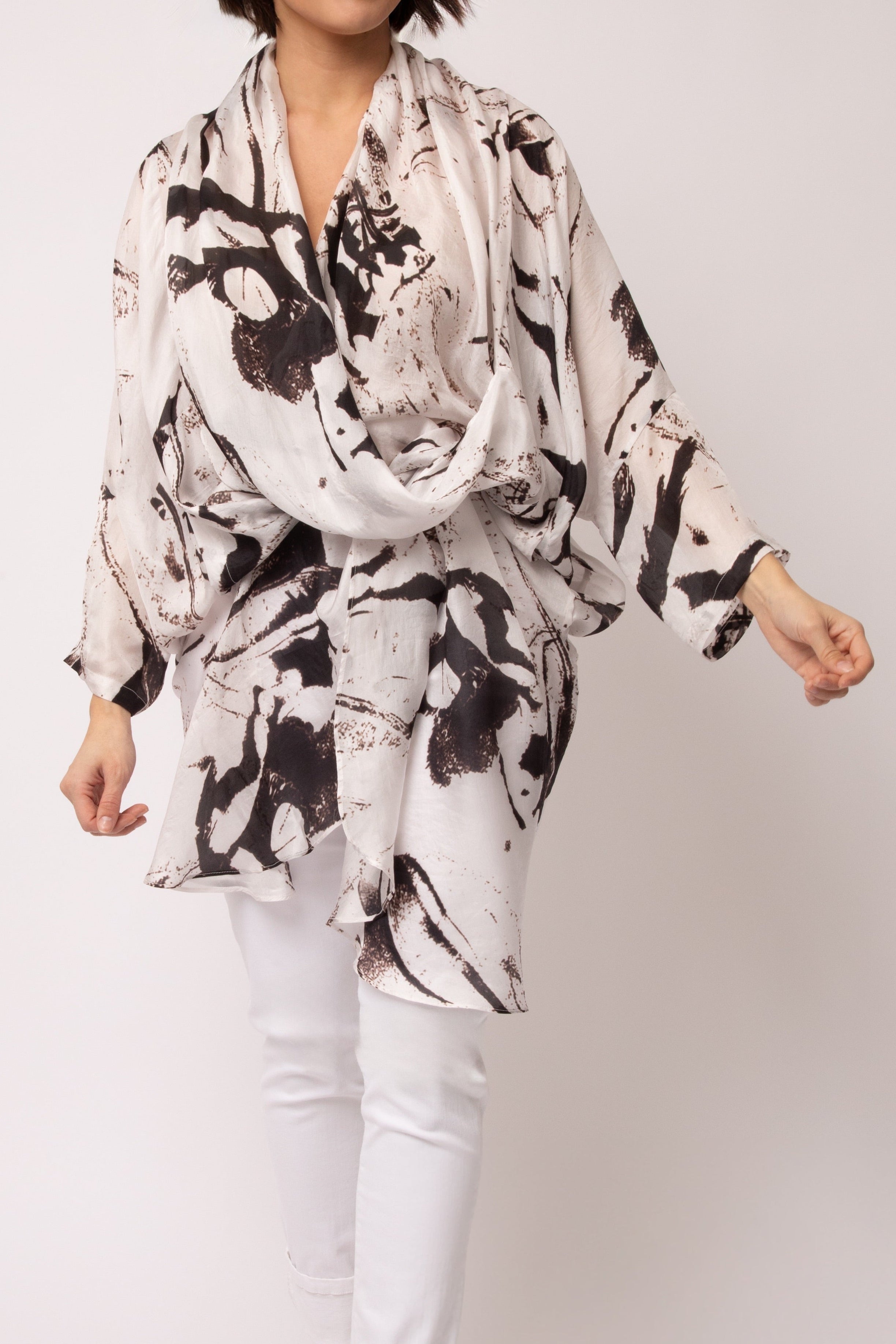 ATHENA CAPE WRAP IN SILK VOILE IN TRACE OF SPRING