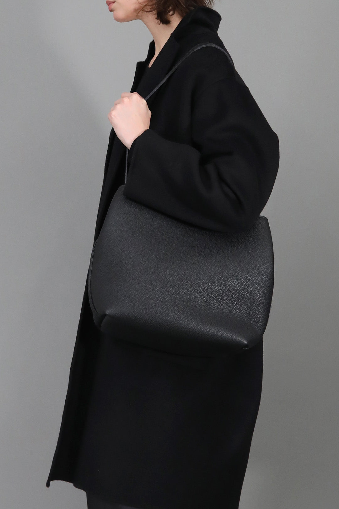 BEAU BAG IN ITALIAN CALFSKIN BLACK