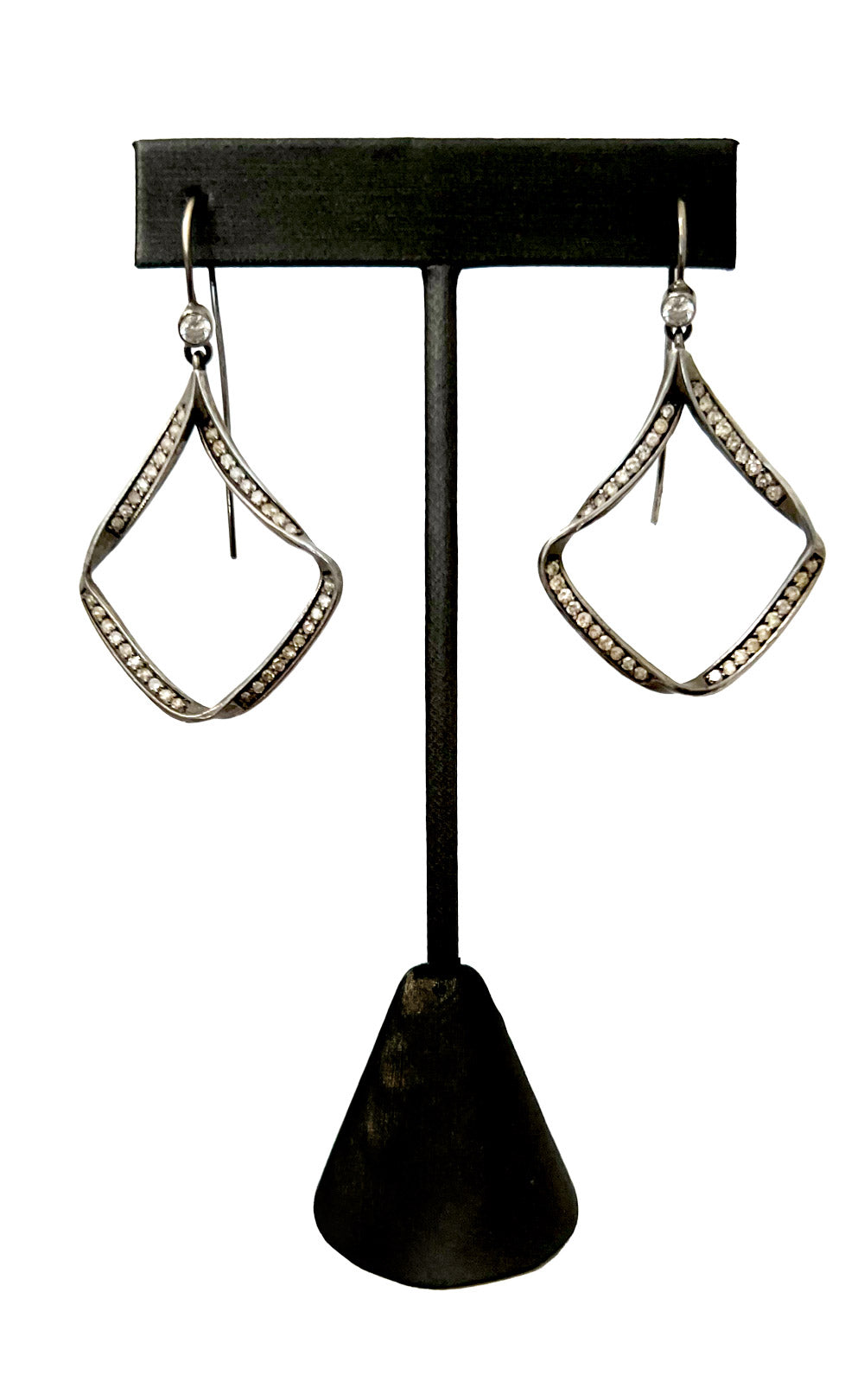 STERLING SILVER DANGLE DIAMOND EARRING