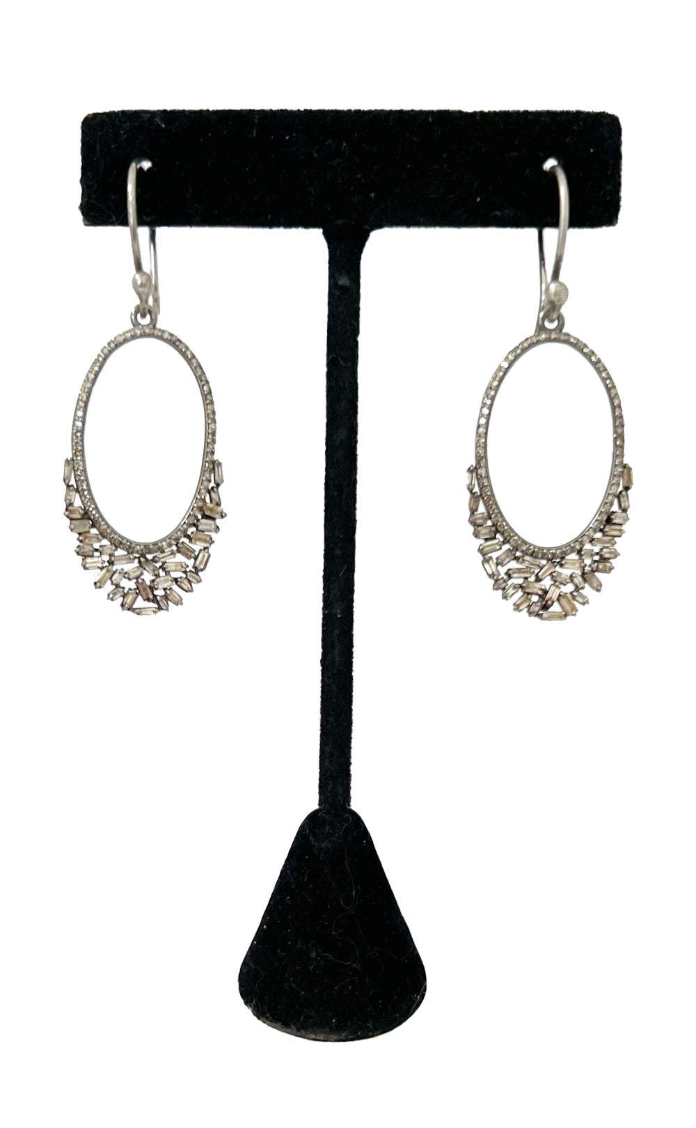 STERLING SILVER DIAMOND OVAL EARRING