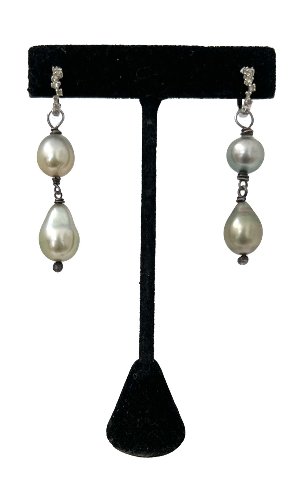 STERLING SILVER DIAMOND AND TAHITIAN PEARL DANGLE EARRING