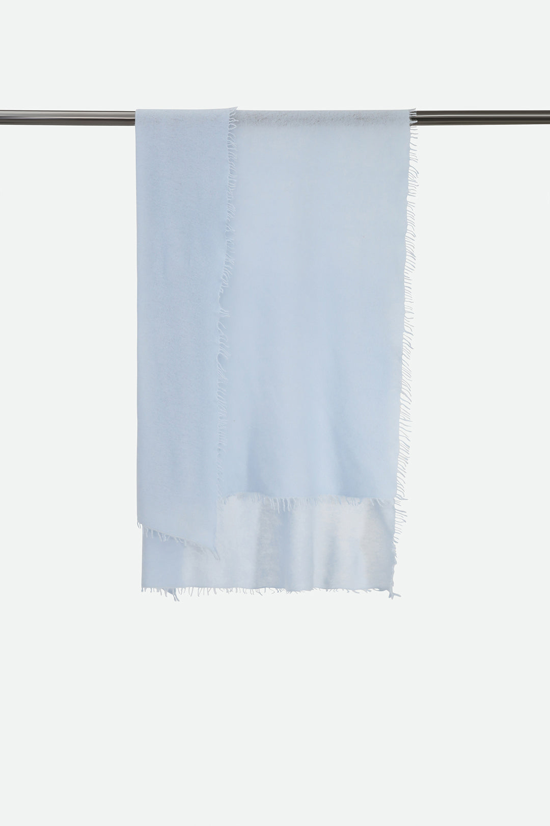 ÉLAN SCARF IN CASHMERE CLOUD