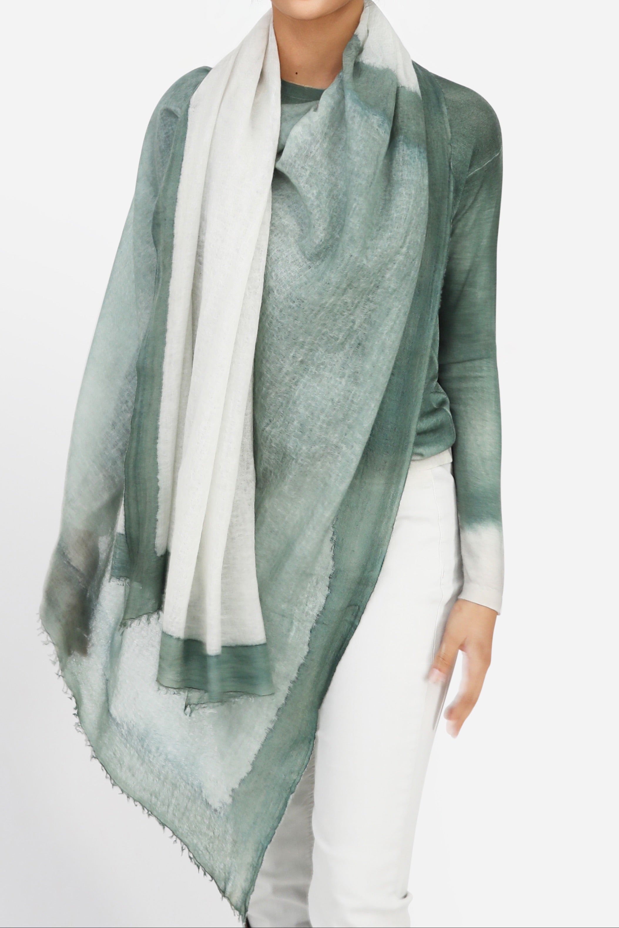 SCARF IN HAND DYED CASHMERE FERN BUFF BEIGE STRIPE
