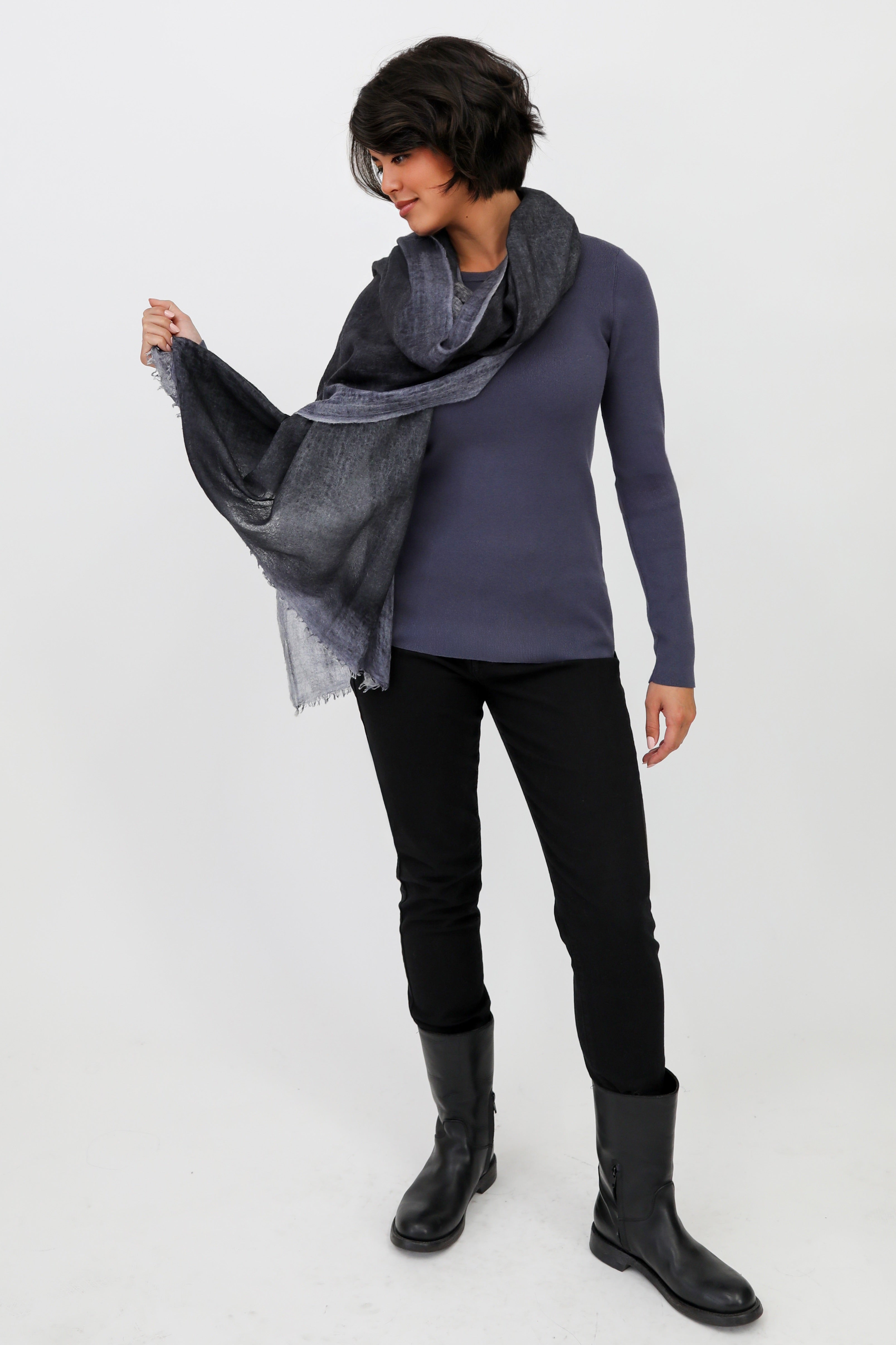 LONG SLEEVE CREW IN ITALIAN COTTON KNIT