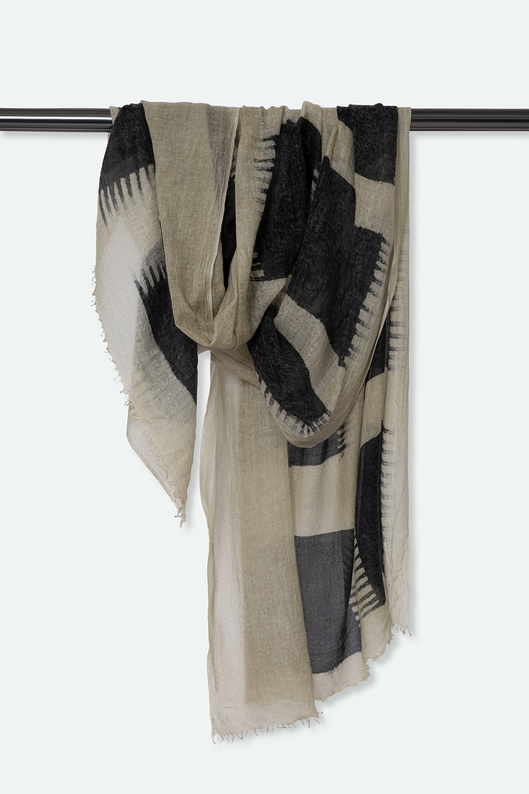 FENNEL SCARF IN HAND DYED CASHMERE