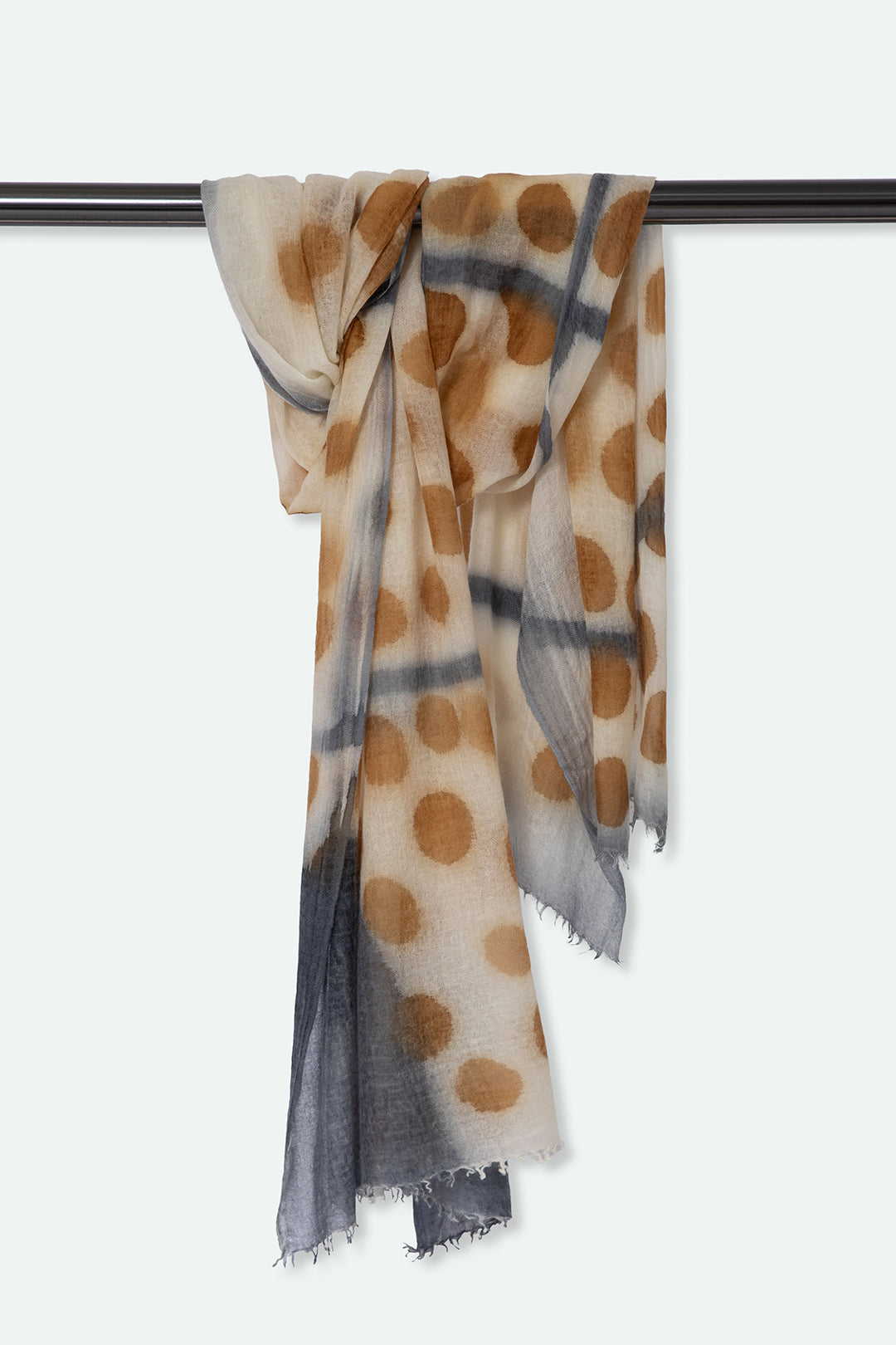 ORO SCARF IN HAND DYED CASHMERE