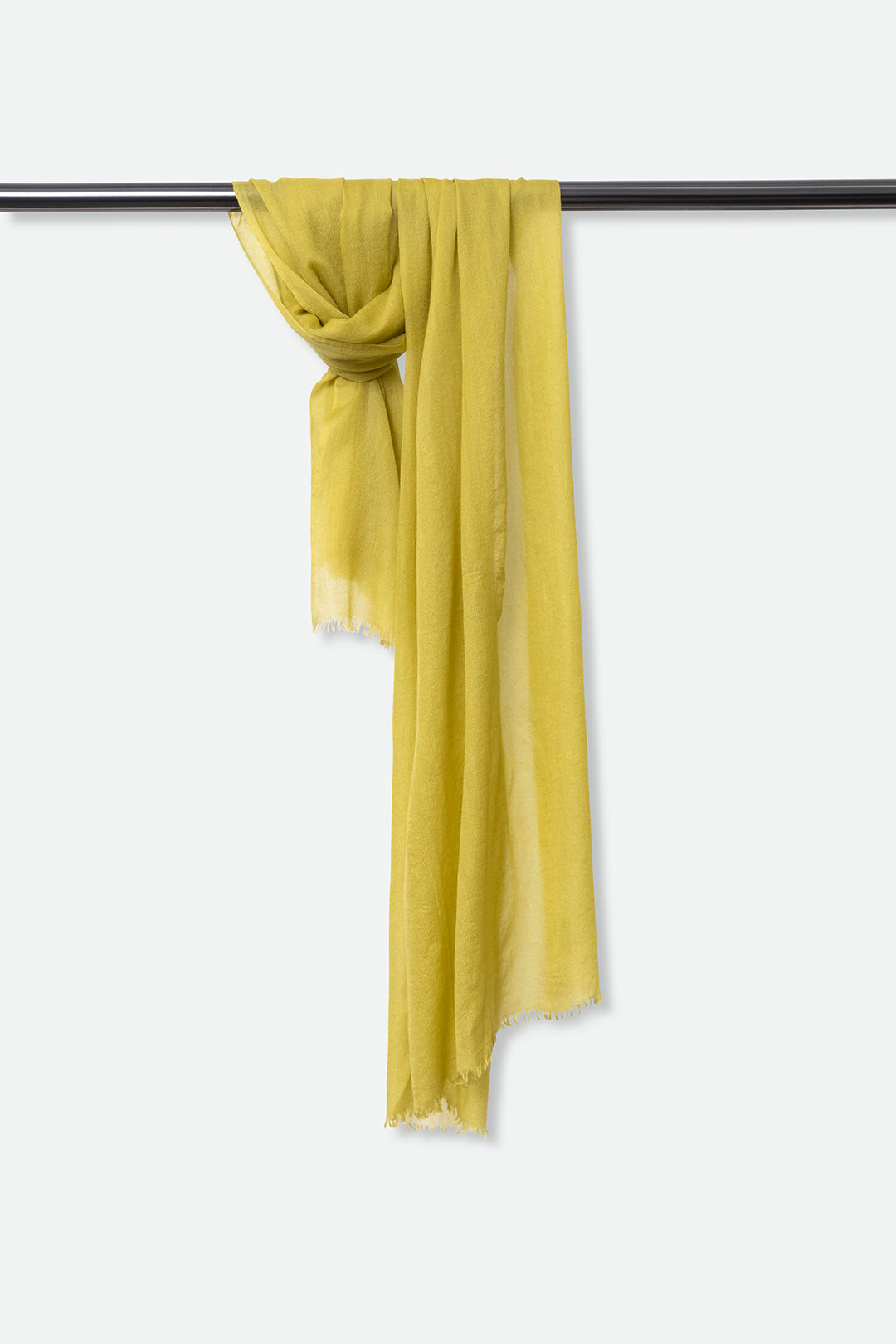 LIGHTWEIGHT SCARF IN HAND DYED CASHMERE SAFARI GREEN