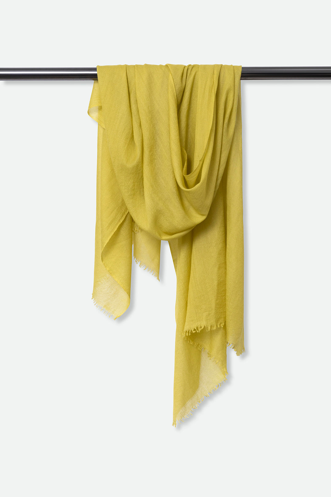 LIGHTWEIGHT SCARF IN HAND DYED CASHMERE SAFARI GREEN