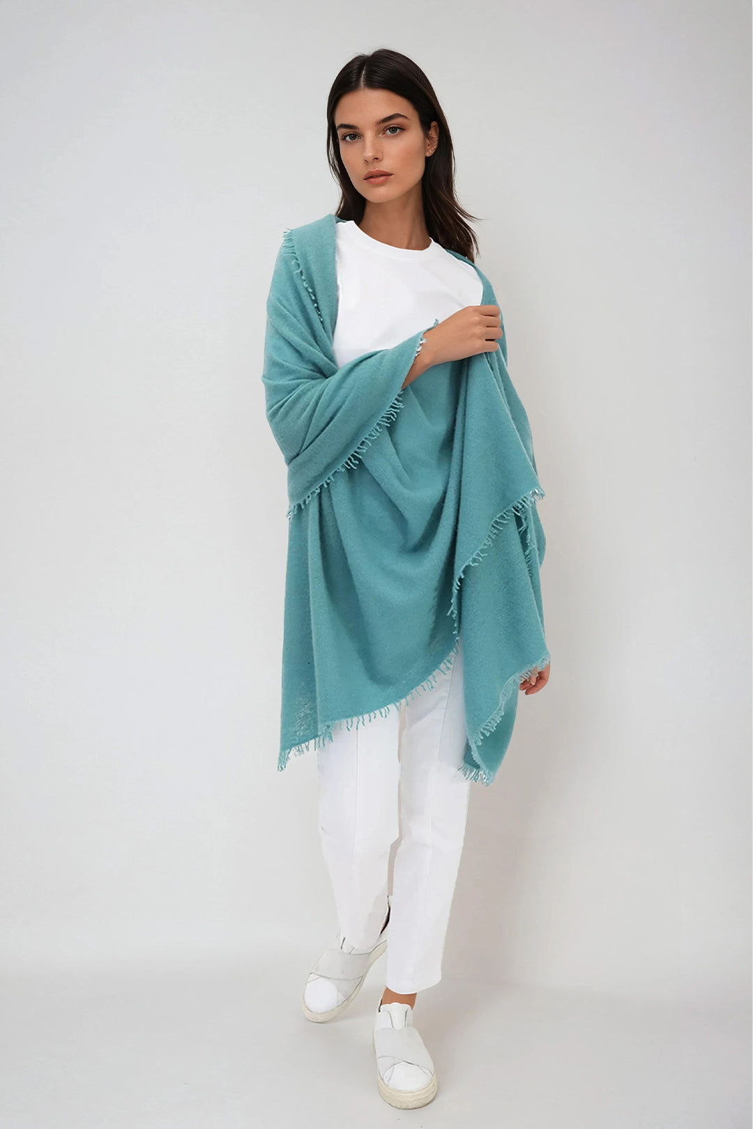 ÉLAN SCARF IN CASHMERE SEAFOAM