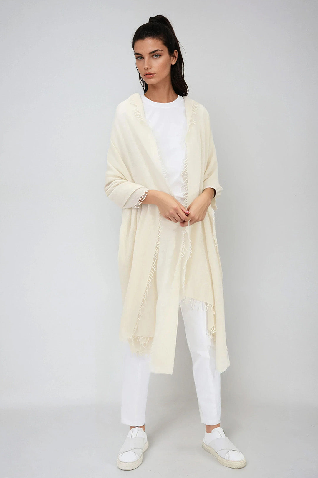 ÉLAN SCARF IN CASHMERE IVORY