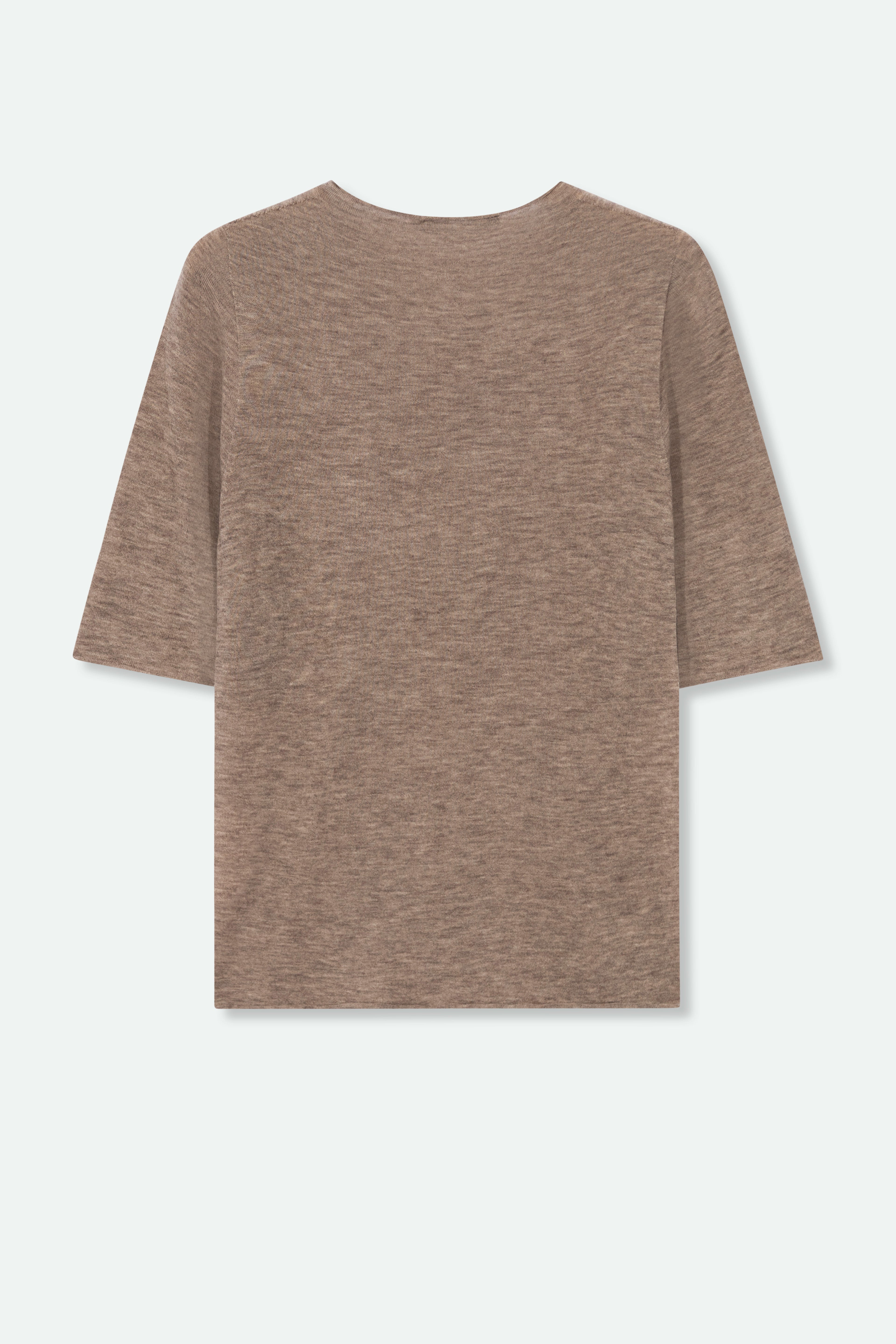 RIAN ROUND NECK IN SEAMLESS SUPERFINE ITALIAN MERINO