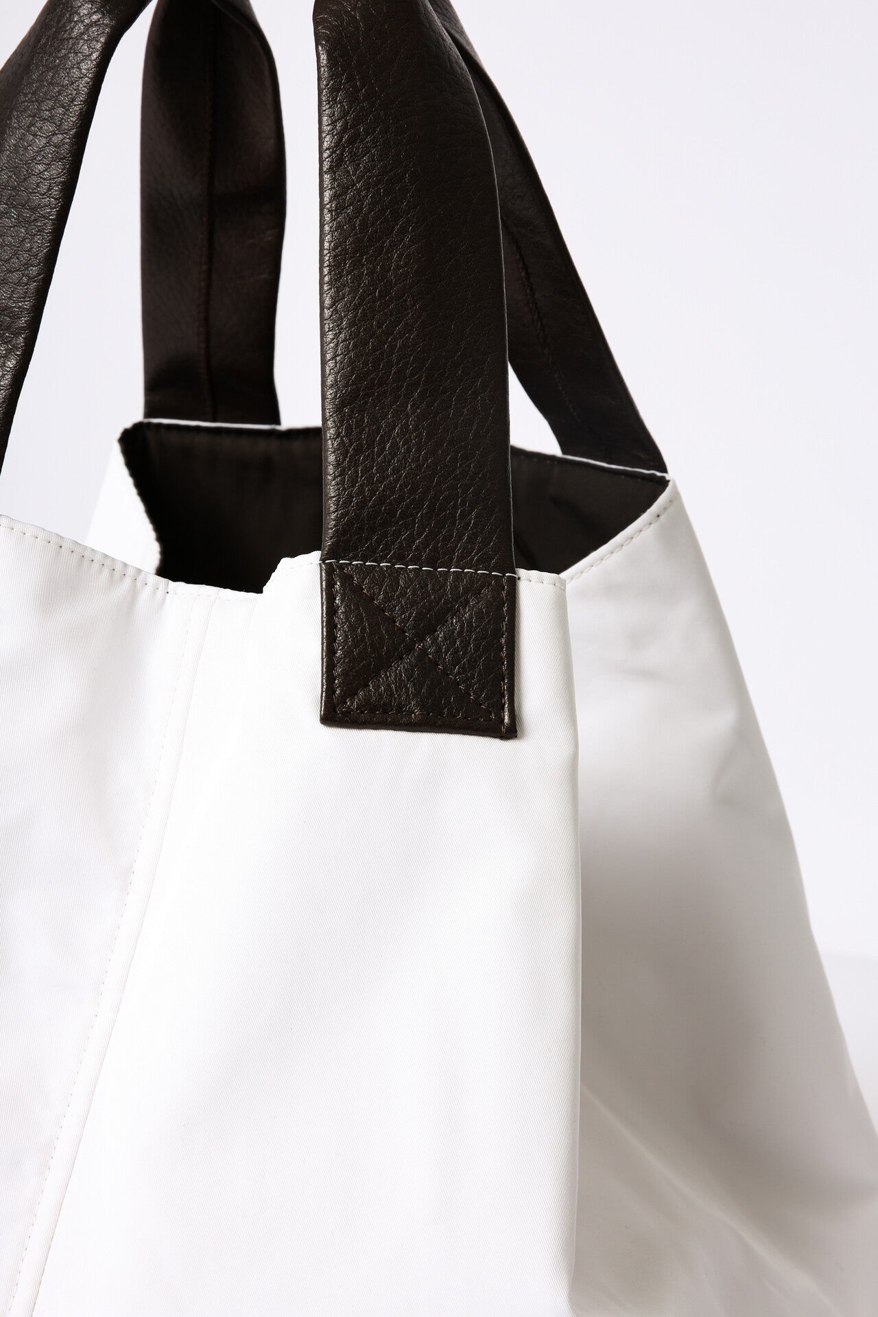 Reversible Shopping Tote in White