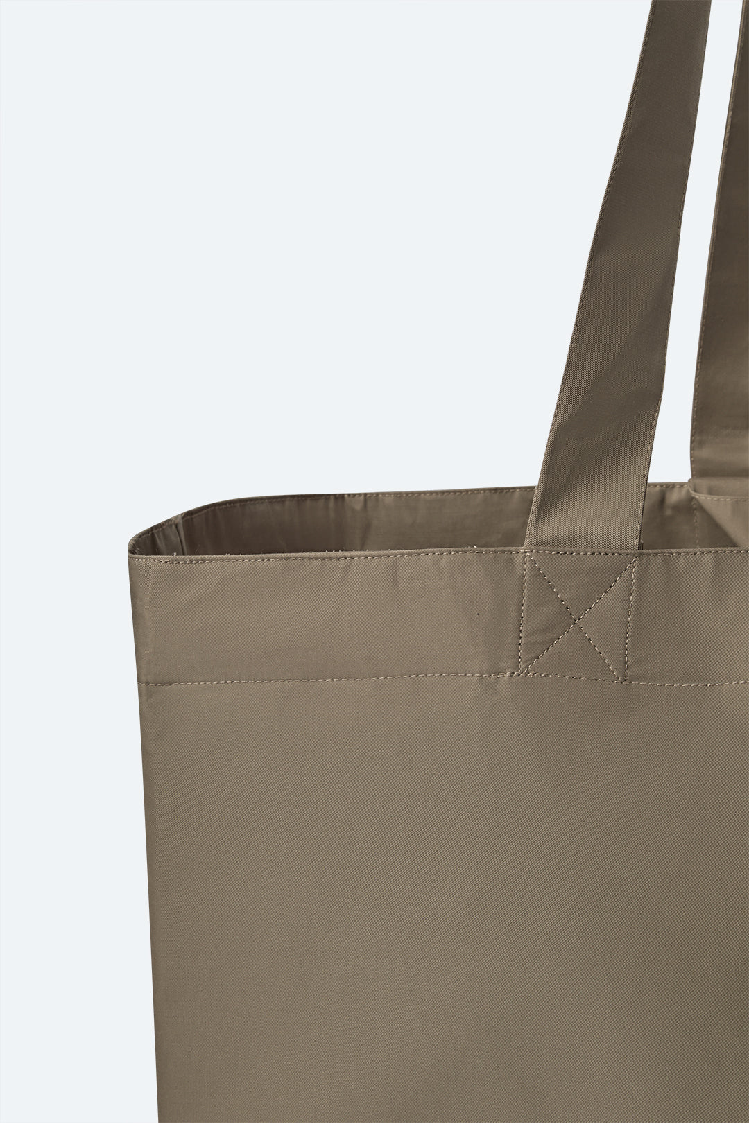 RAINPROOF STUDIO TOTE