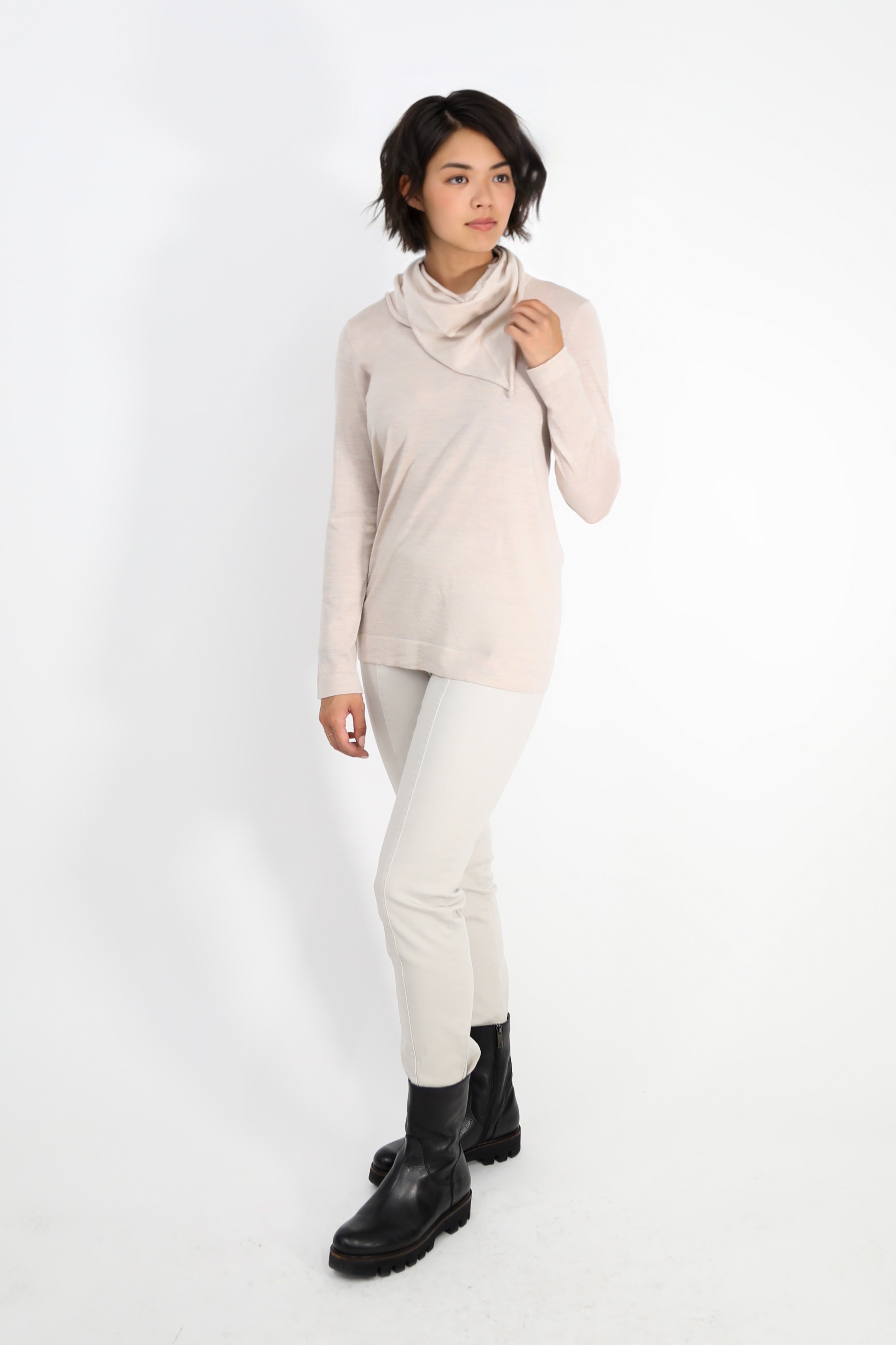 MILA LONG SLEEVE CREW WITH SCARF IN FINE MERINO