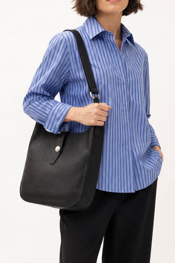 GIA ITALIAN LEATHER CROSSBODY BAG IN BACK