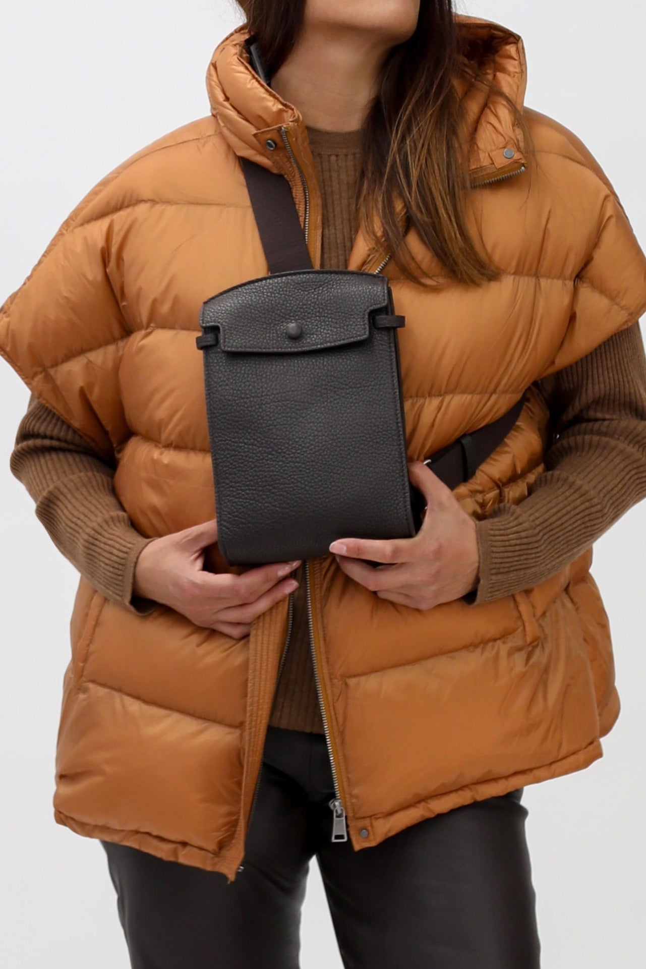 MONZA ITALIAN LEATHER CROSSBODY IN DARK CHOCOLATE BROWN