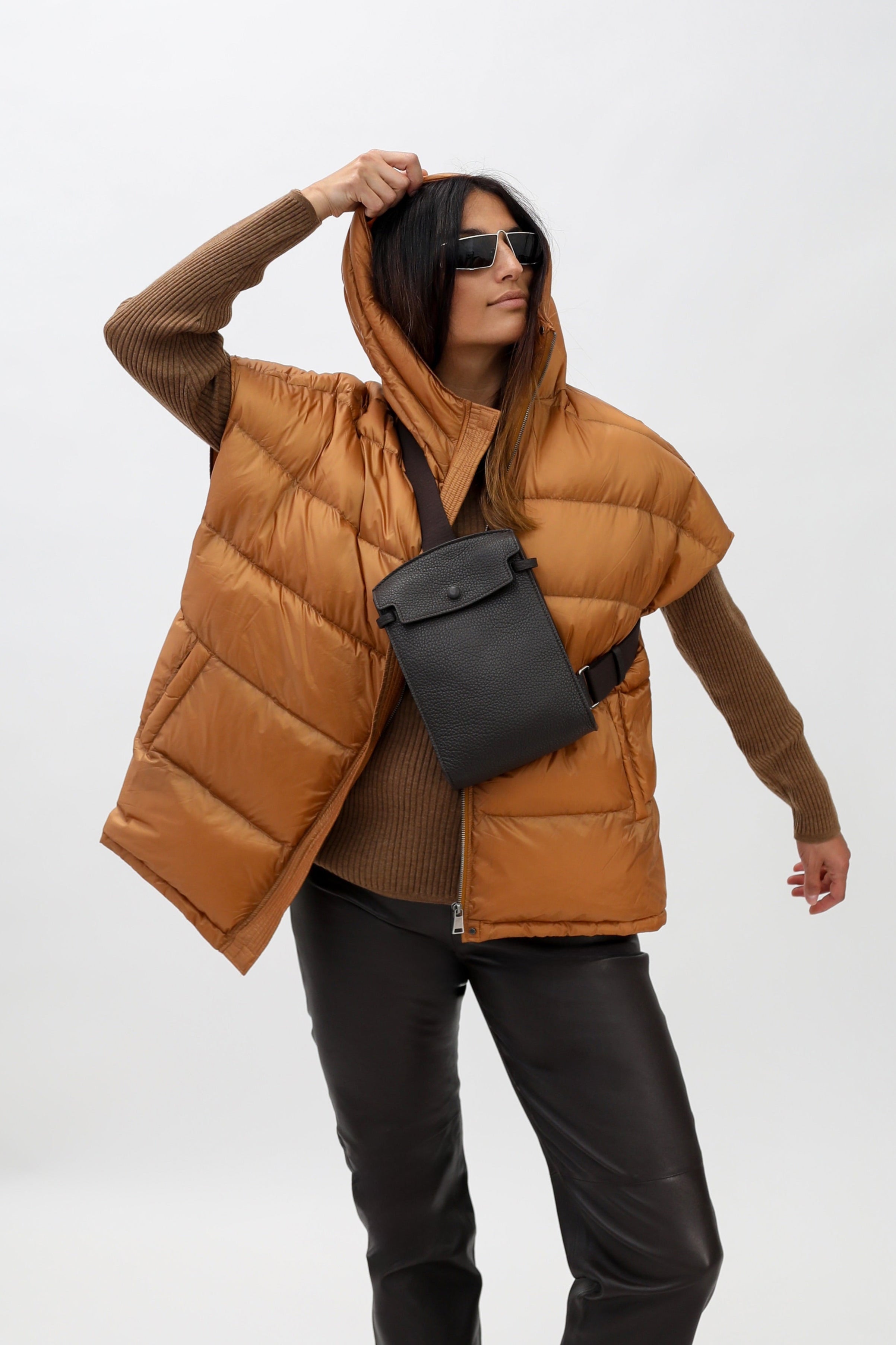 MONZA ITALIAN LEATHER CROSSBODY IN DARK CHOCOLATE BROWN