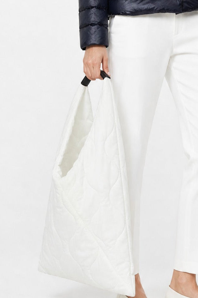 THE GALLERY TOTE QUILTED WITH LEATHER DETAIL