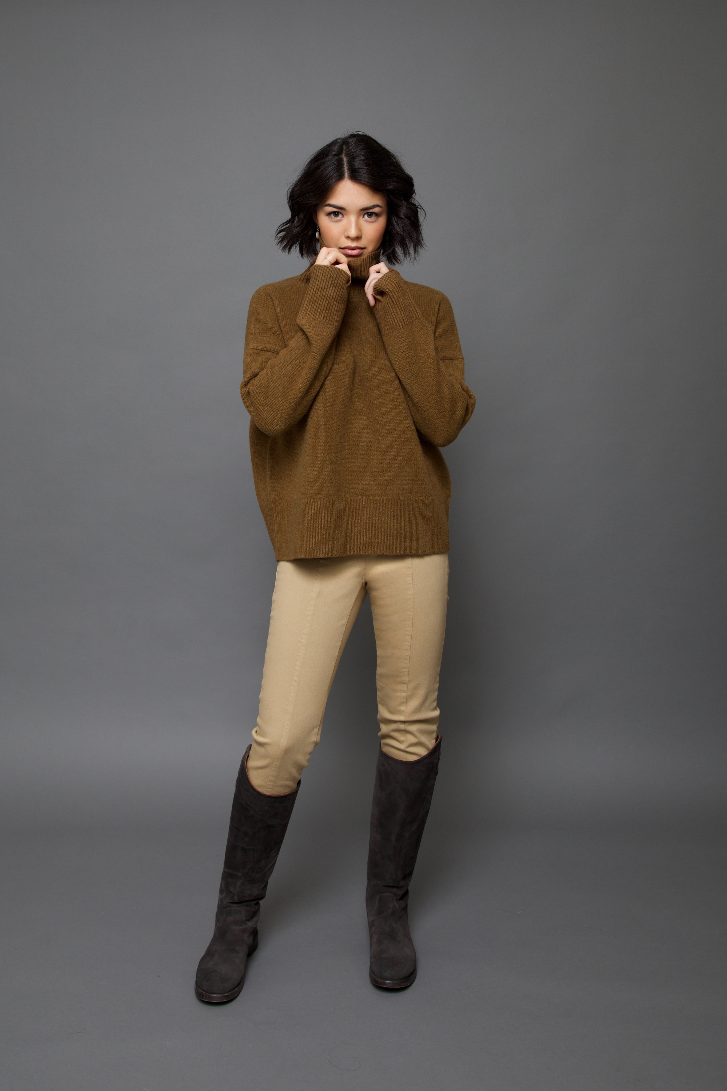 THEIA TURTLENECK IN CASHMERE YAK & MERINO
