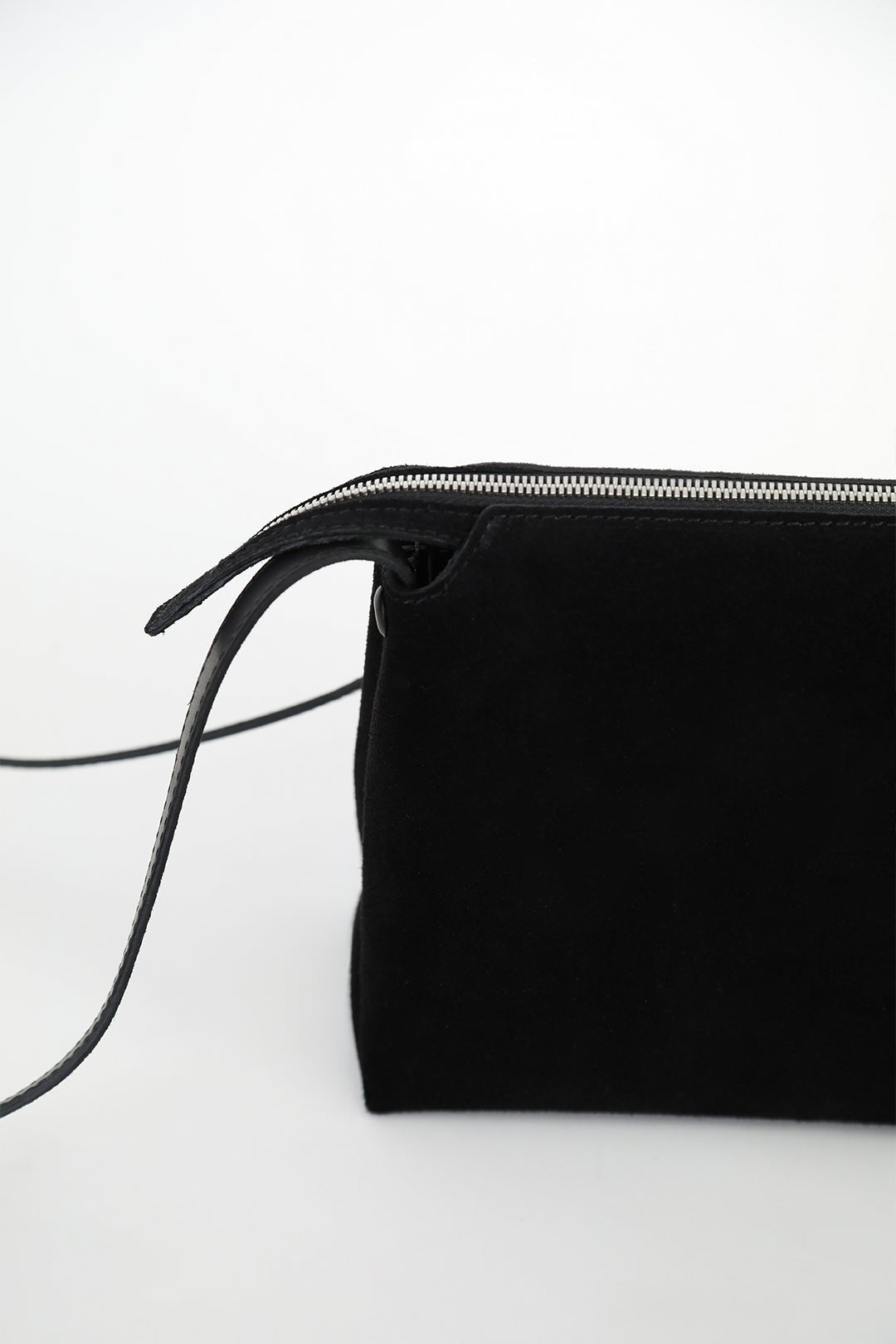 BRIDGET CROSSBODY SUEDE BAG IN BLACK - Jarbo