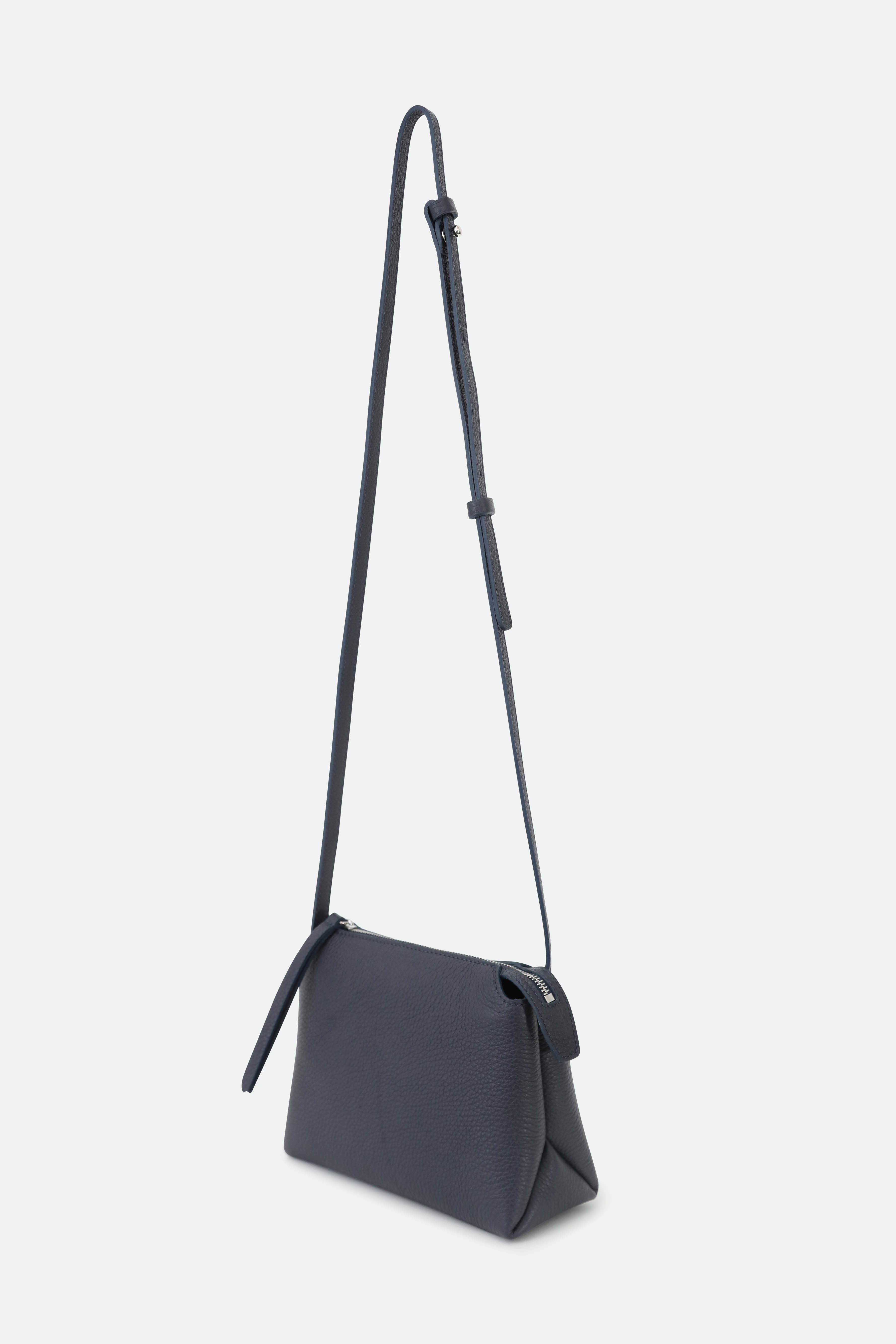 BRIDGET ITALIAN LEATHER CROSSBODY BAG IN NAVY - Jarbo