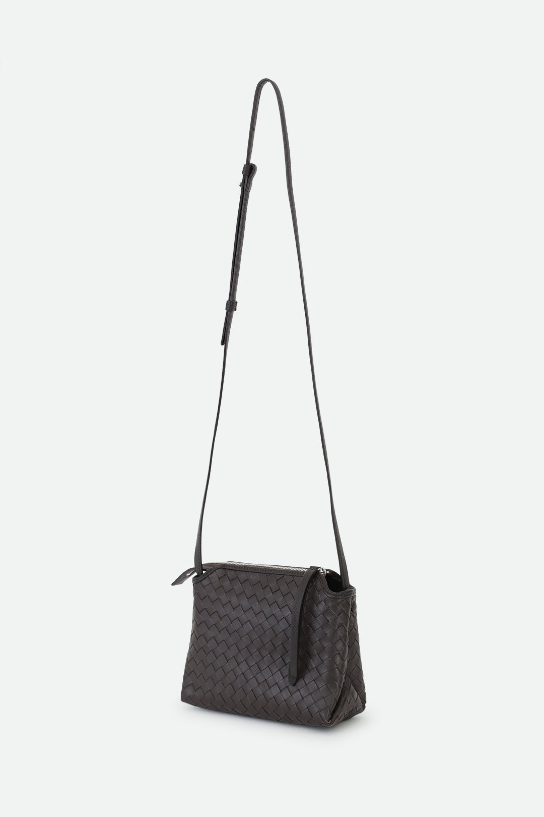 BRIDGET ITALIAN WOVEN CROSSBODY BAG IN BROWN - Jarbo