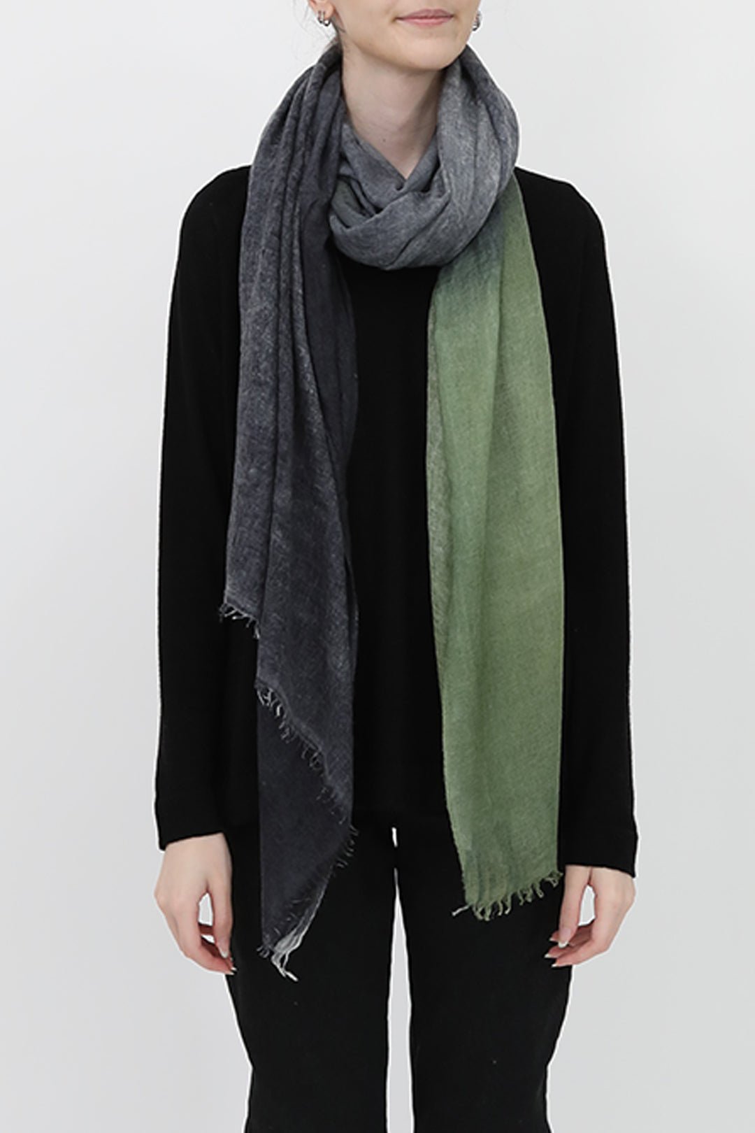 CHARCOAL FERN SCARF IN HAND DYED CASHMERE - Jarbo