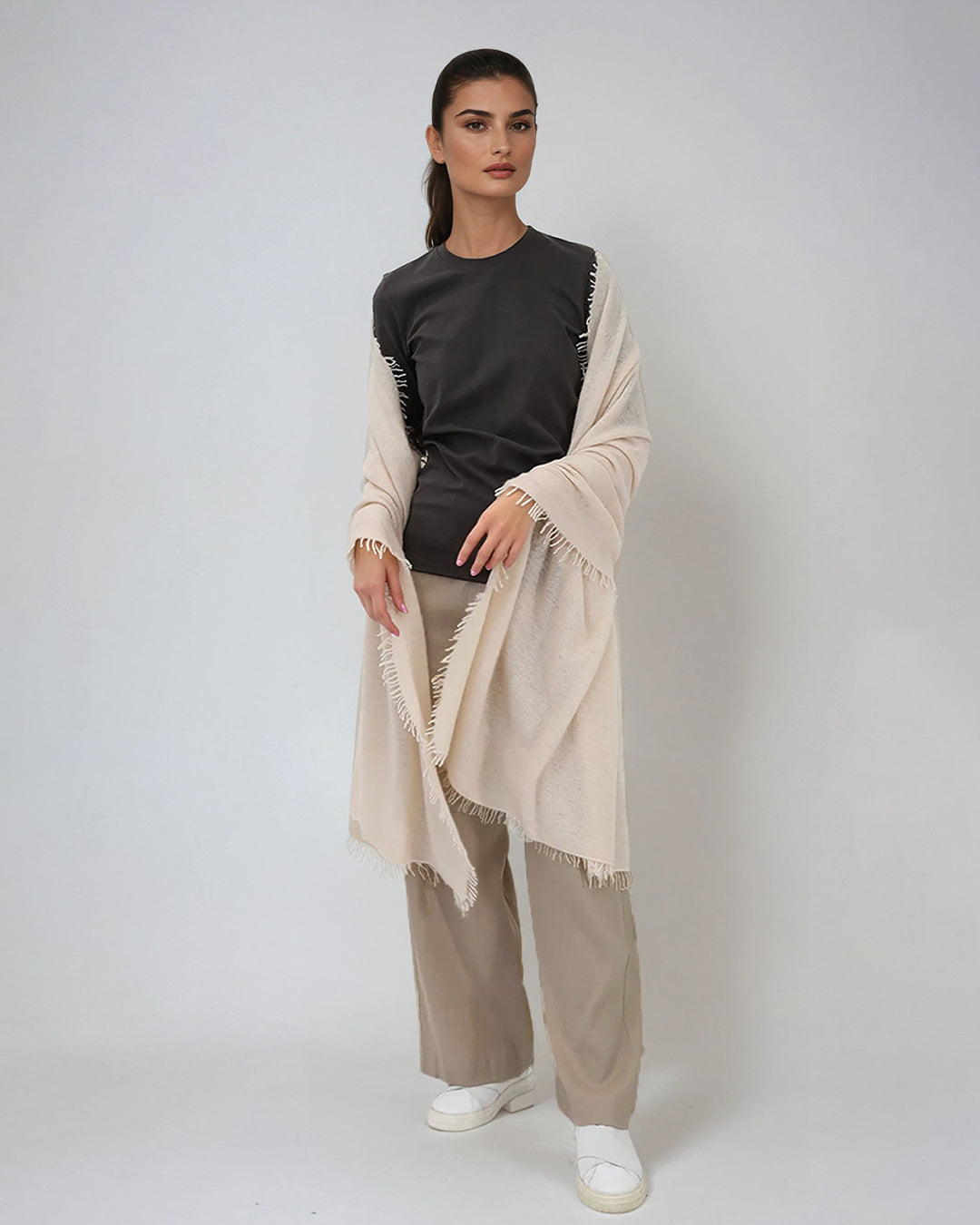 ÉLAN SCARF IN CASHMERE QUARTZ