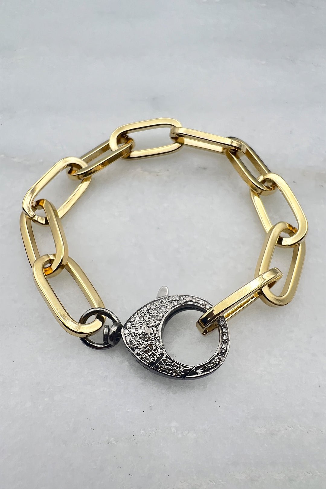 KACEY LARGE DIAMOND CLASP BRACELET - Jarbo