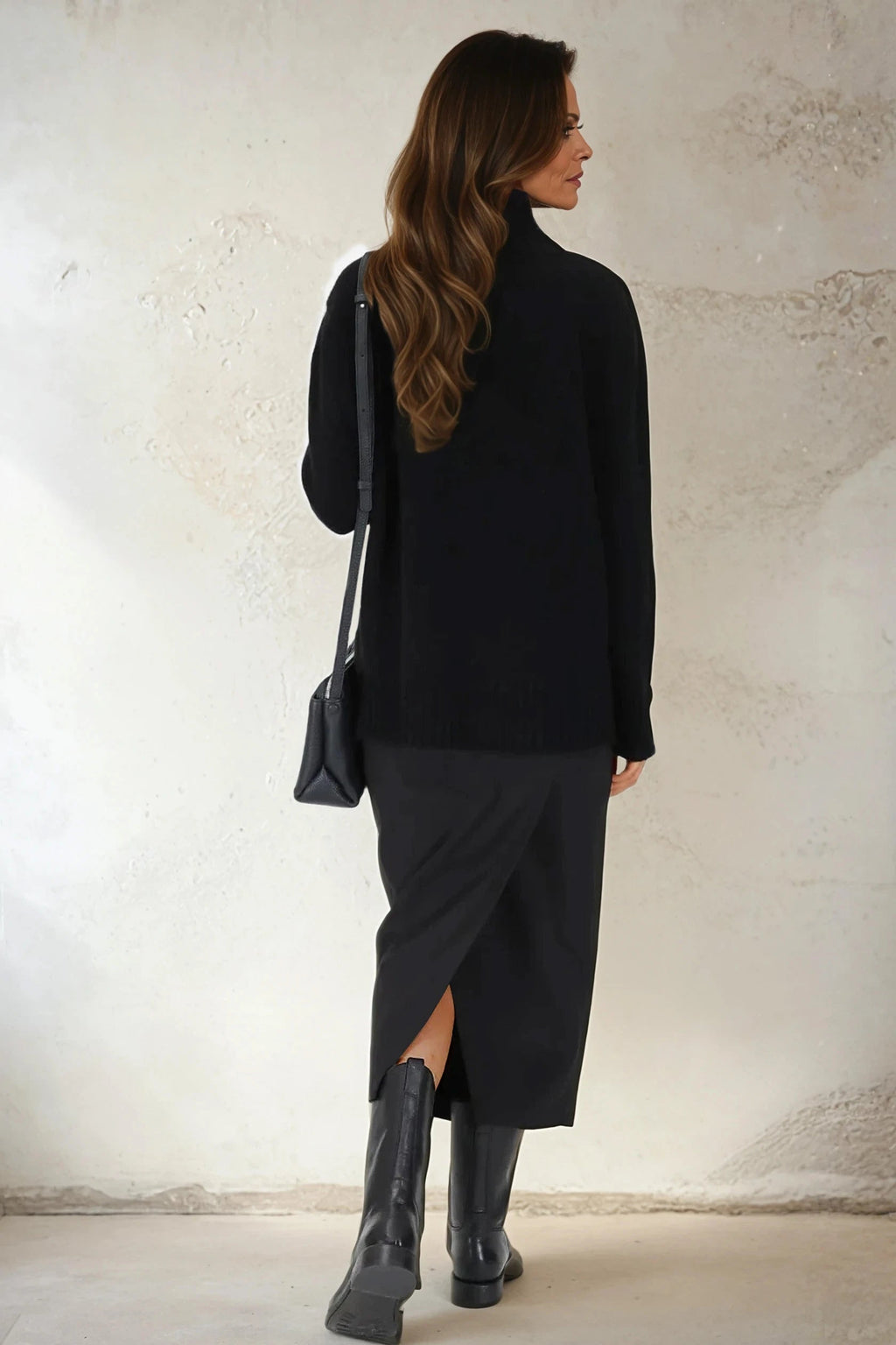 LILA LONG PENCIL SKIRT IN ITALIAN TECHNICAL STRETCH BLACK