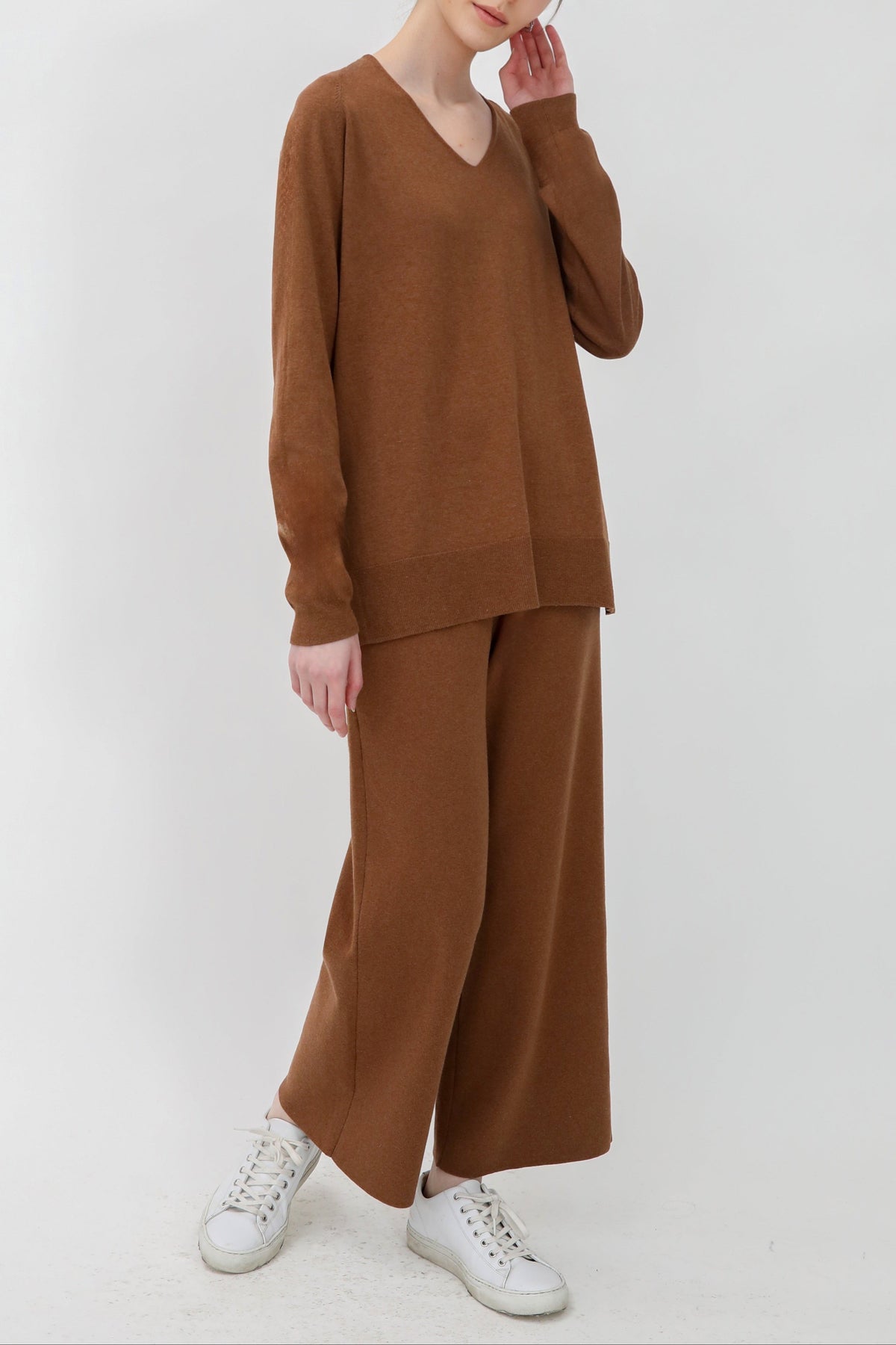 LIMITED EDITION AVERY V NECK TUNIC IN DOUBLE KNIT PIMA COTTON