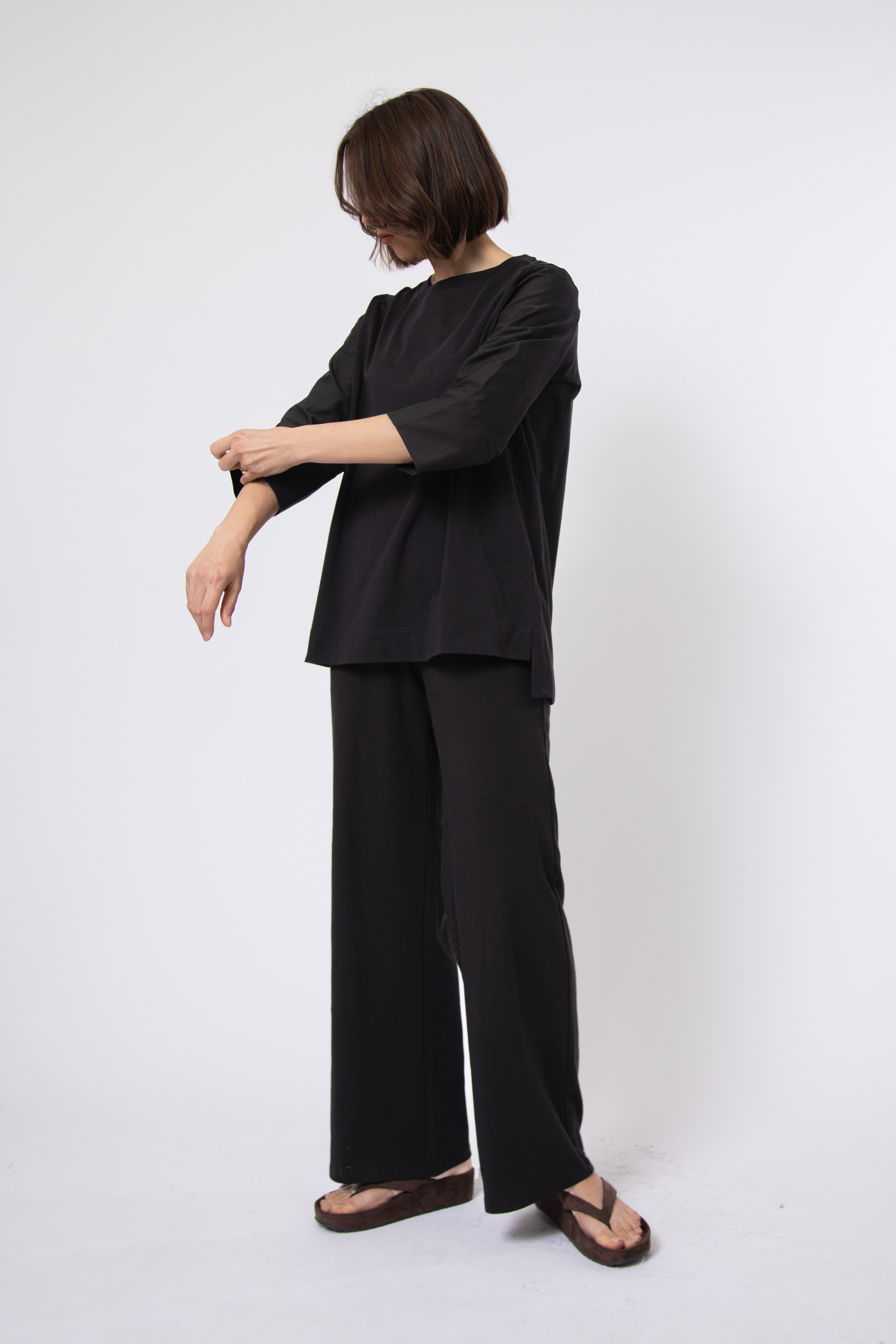 MANDA WIDE CUFF TOP IN ITALIAN JERSEY AND POPLIN COTTON - Jarbo