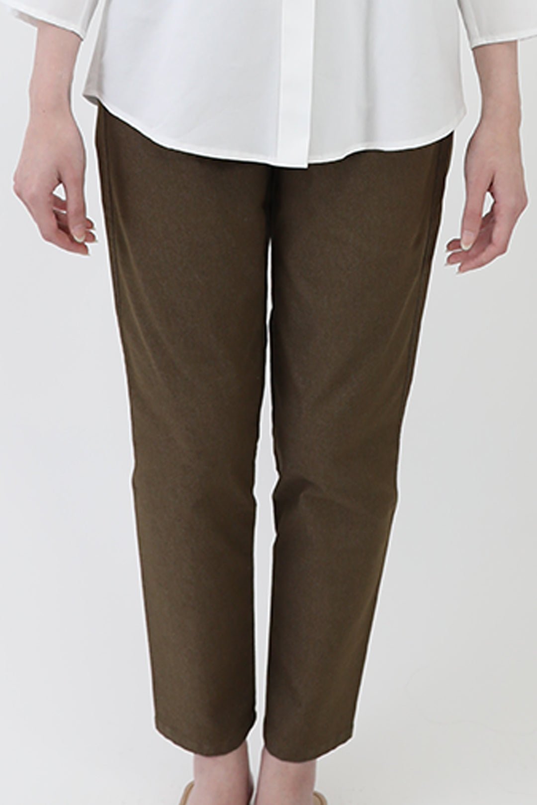 PERRYN PANT IN TECHNICAL COTTON STRETCH IN ARMY GREEN - Jarbo