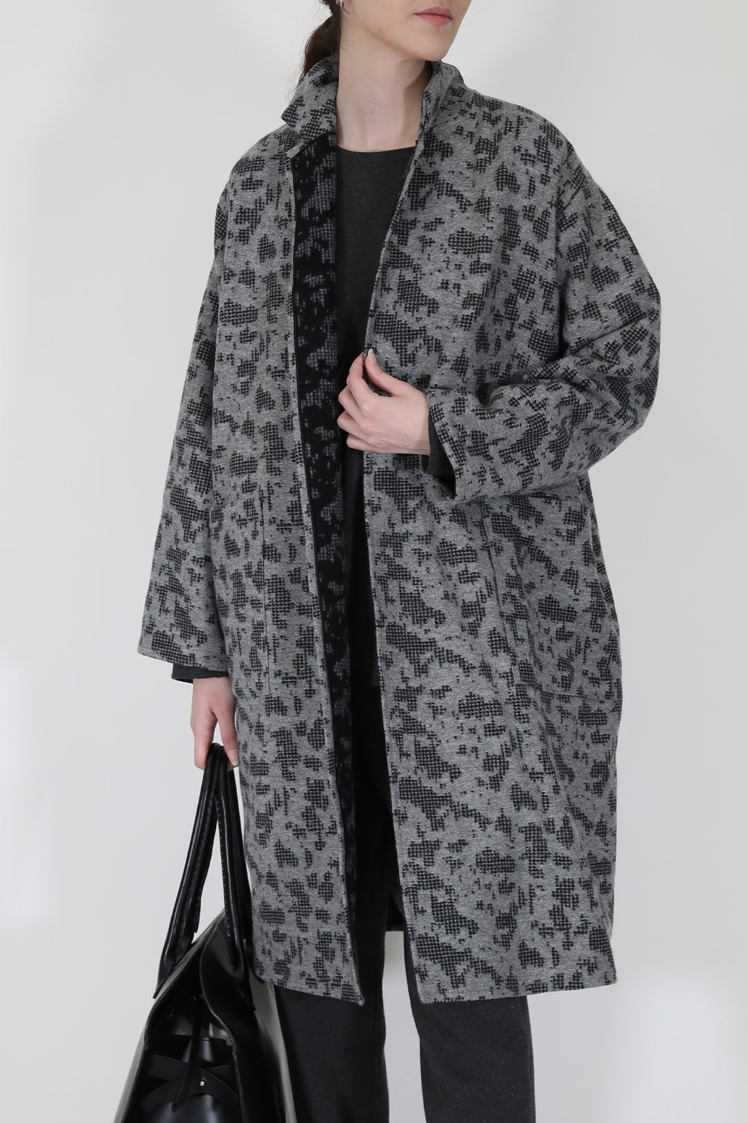 REVERSIBLE WOOL NOTCH COLLAR COAT IN HERRINGBONE PATCHWORK - Jarbo