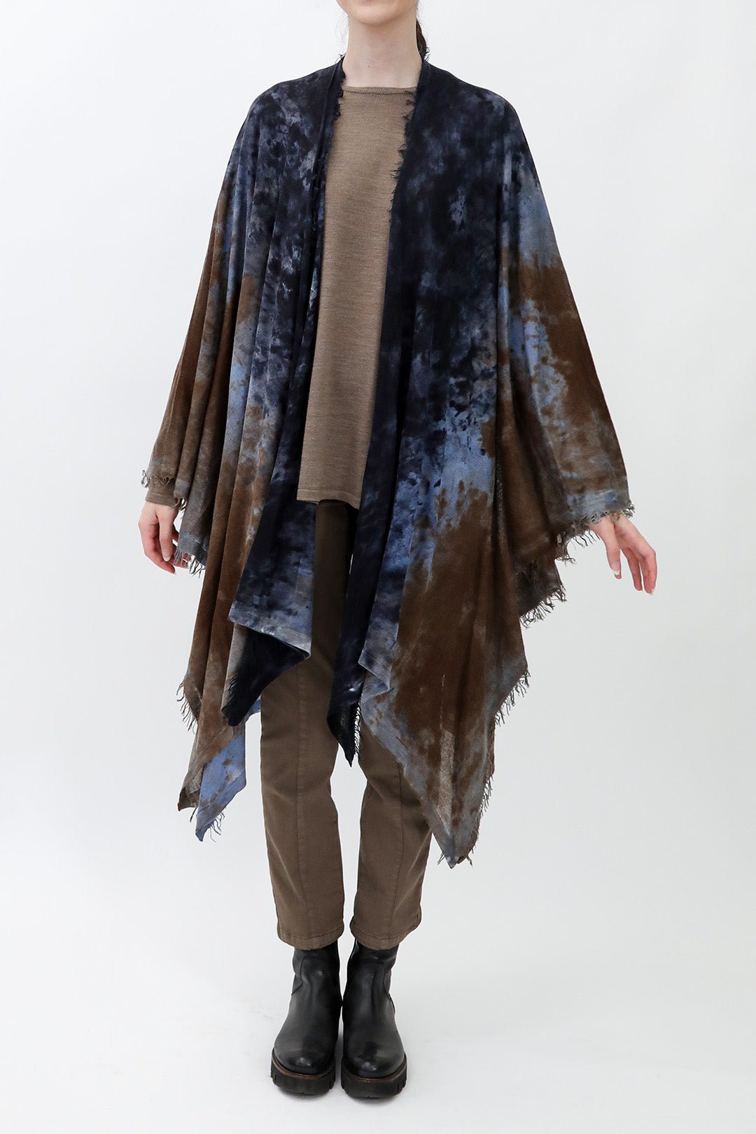 ROSELLA HANDPAINTED CASHMERE CARDIGAN IN MIDNIGHT SHORES - Jarbo