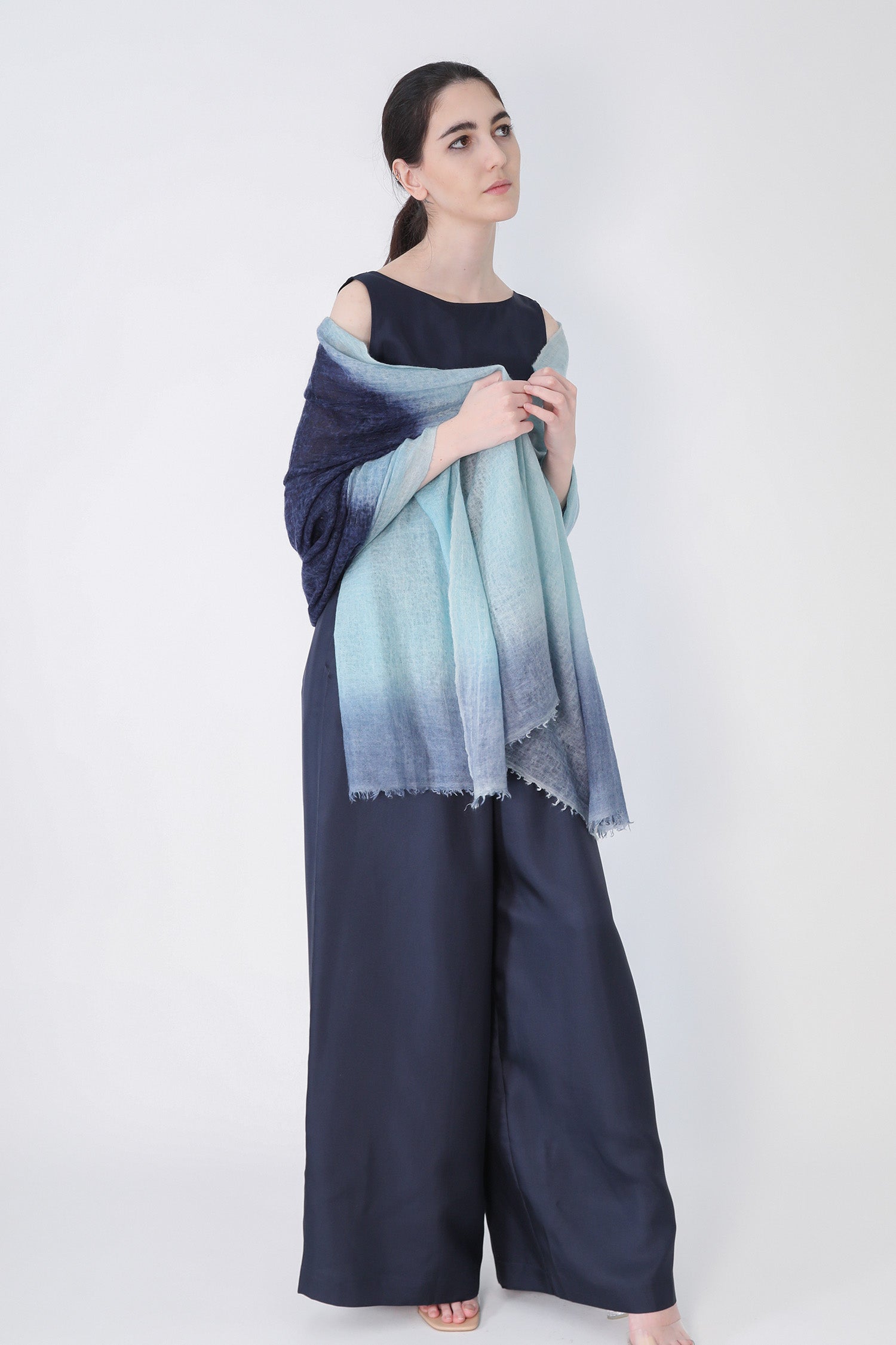 NAVY DEEP SCARF IN HAND DYED CASHMERE