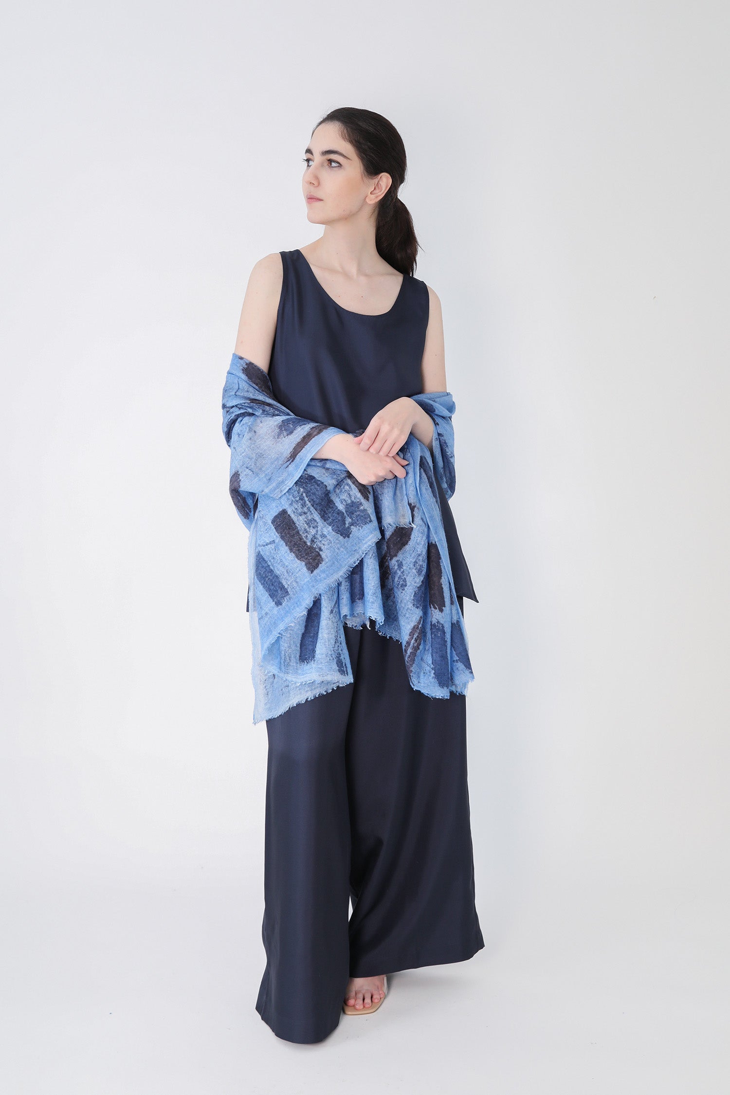 NORDIC BLUE SCARF IN HAND DYED CASHMERE