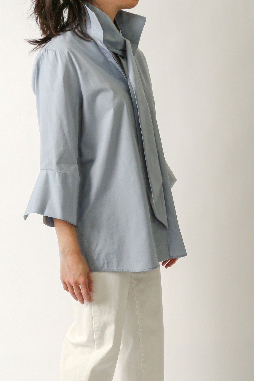 SCARLETT BLOUSE IN ITALIAN COTTON DOVE BLUE - GREY - Jarbo