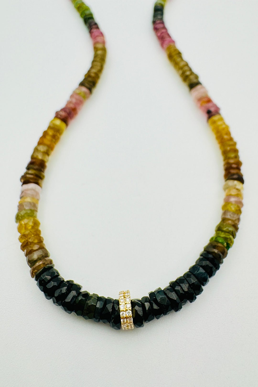 TOURMALINE HEISHI WITH 14K YG DOUBLE DIAMOND BEAD NECKLACE - Jarbo