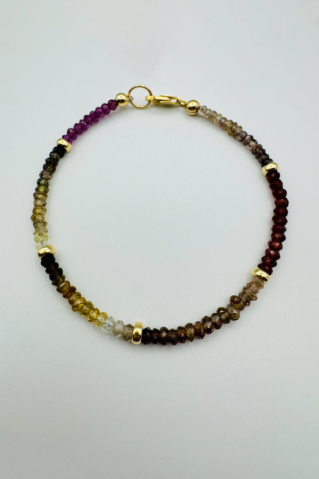 TUNDRA FACETED SAPPHIRE BRACELET WITH GOLD BEADS - Jarbo